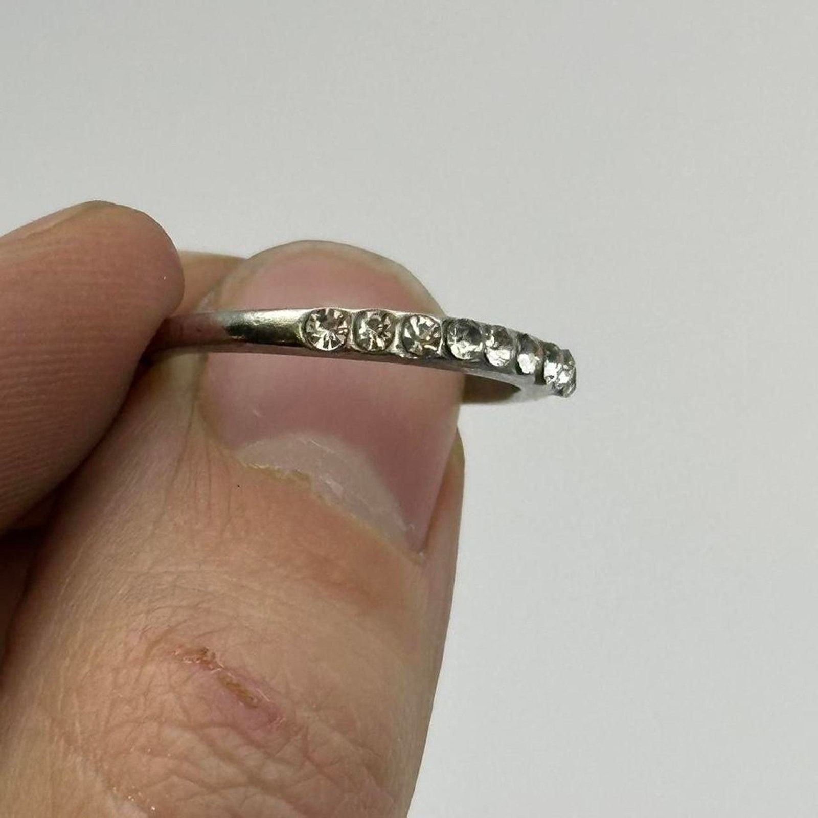 Vintage Vintage Silver BAsic Mini Studded Diamond Band Ring Size ONE SIZE - 3 Thumbnail
