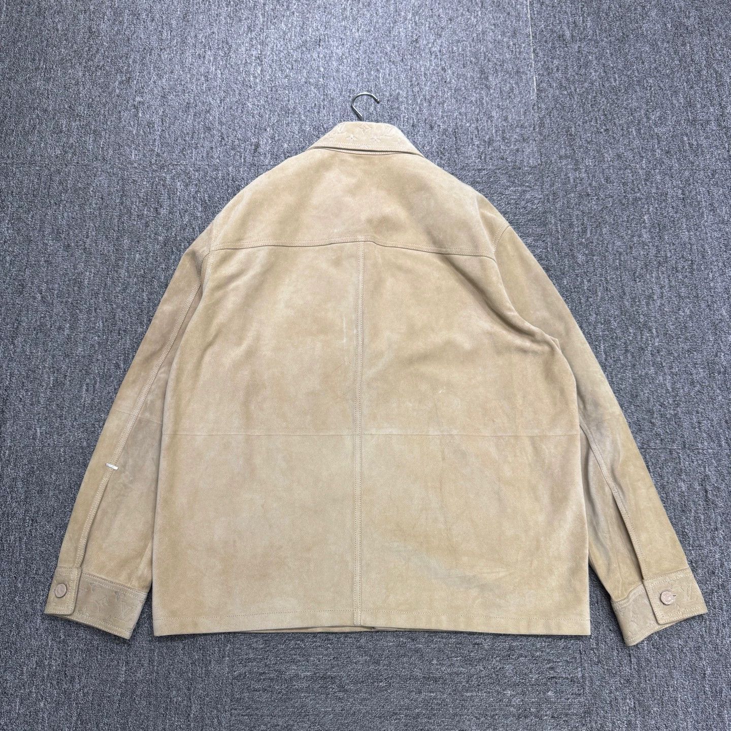 Louis Vuitton LV Monogram embossed pocket suede jacket 98 New Size US L / EU 52-54 / 3 - 6 Thumbnail