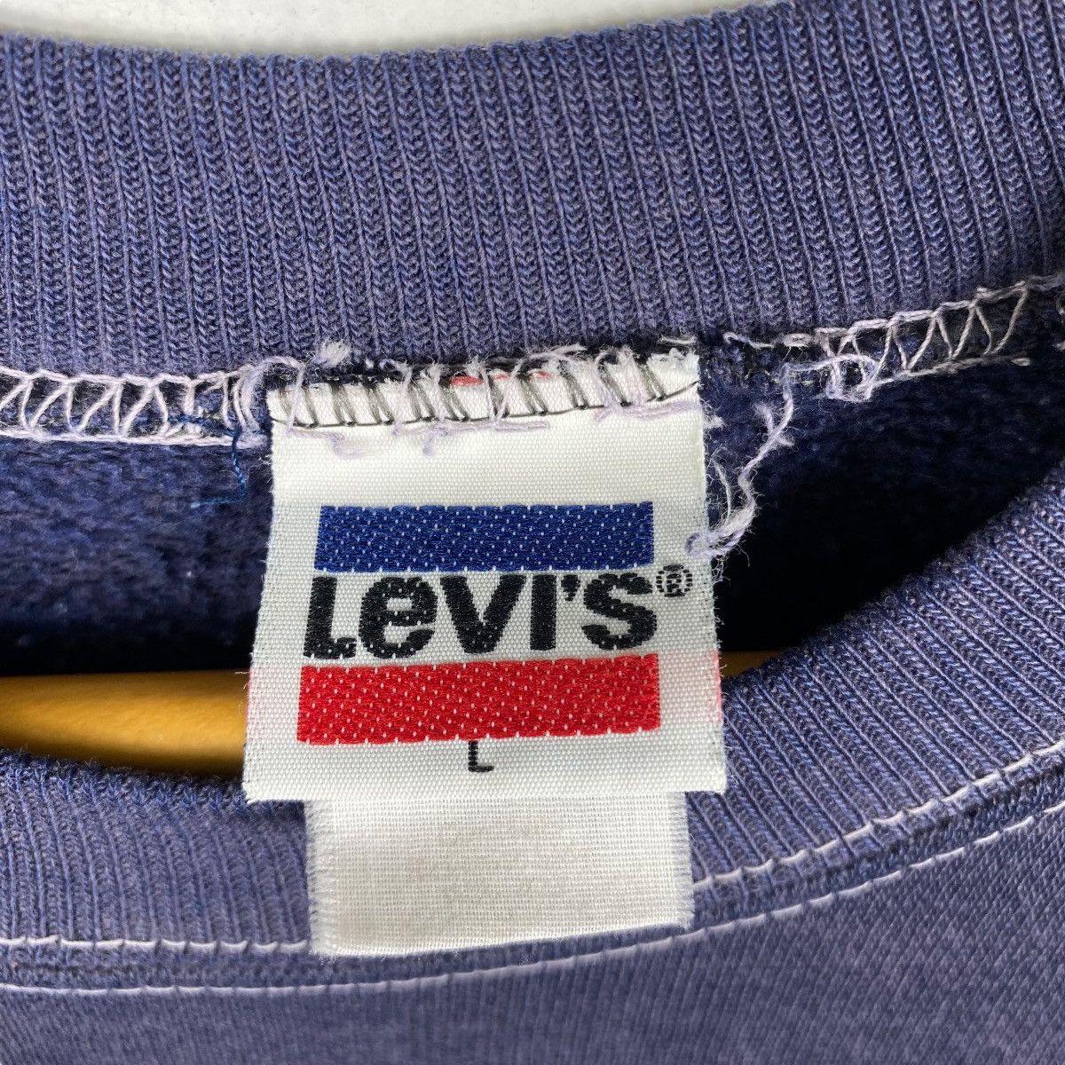 Levi's × Vintage Vintage 80's LEVI'S Small Logo Crewneck Sweatshirt Medium Size US M / EU 48-50 / 2 - 6 Thumbnail