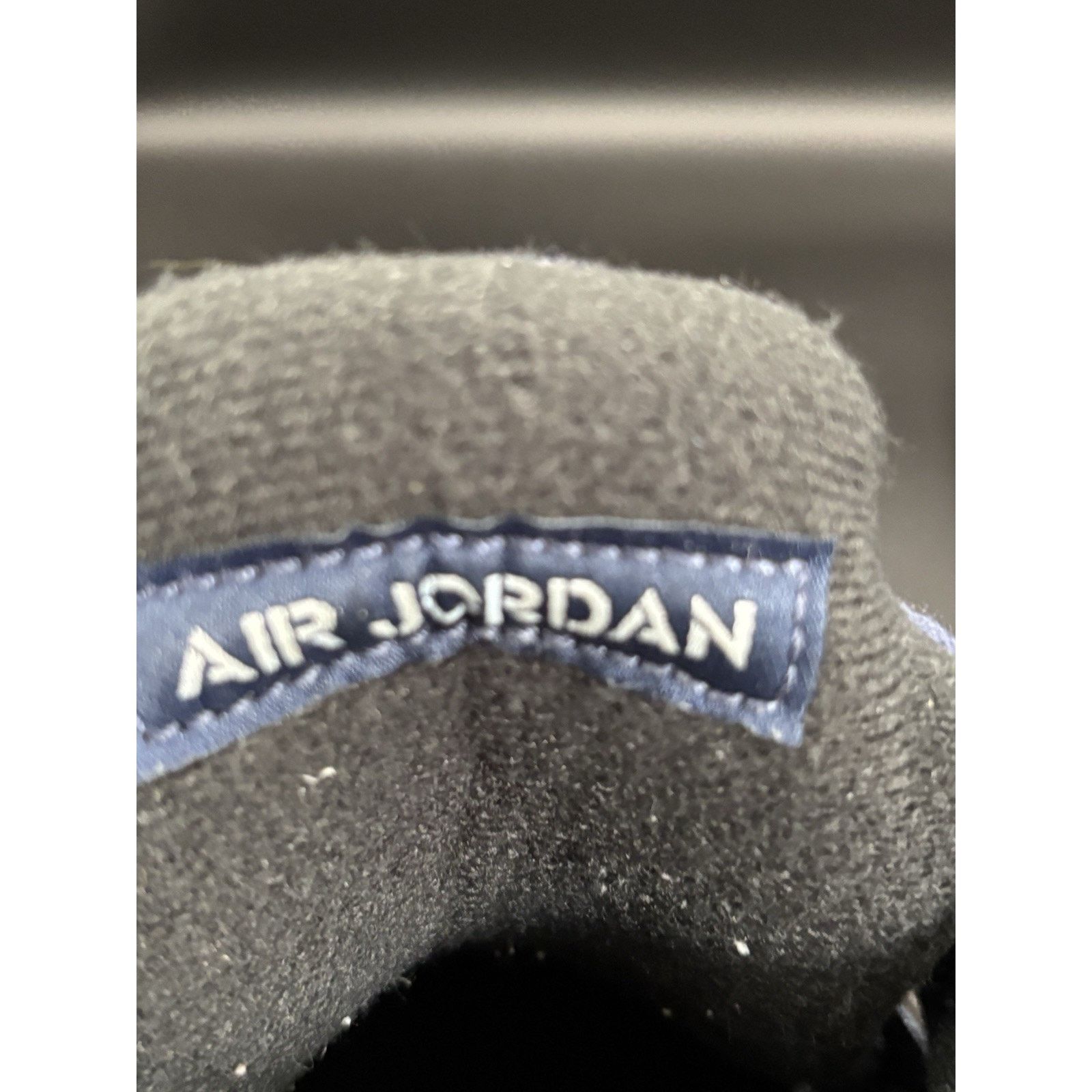 Jordan Brand Size 5Y (GS) - Air Jordan 5 Retro SE Mid Midnight Navy Size US 5 / EU 37 - 9 Thumbnail