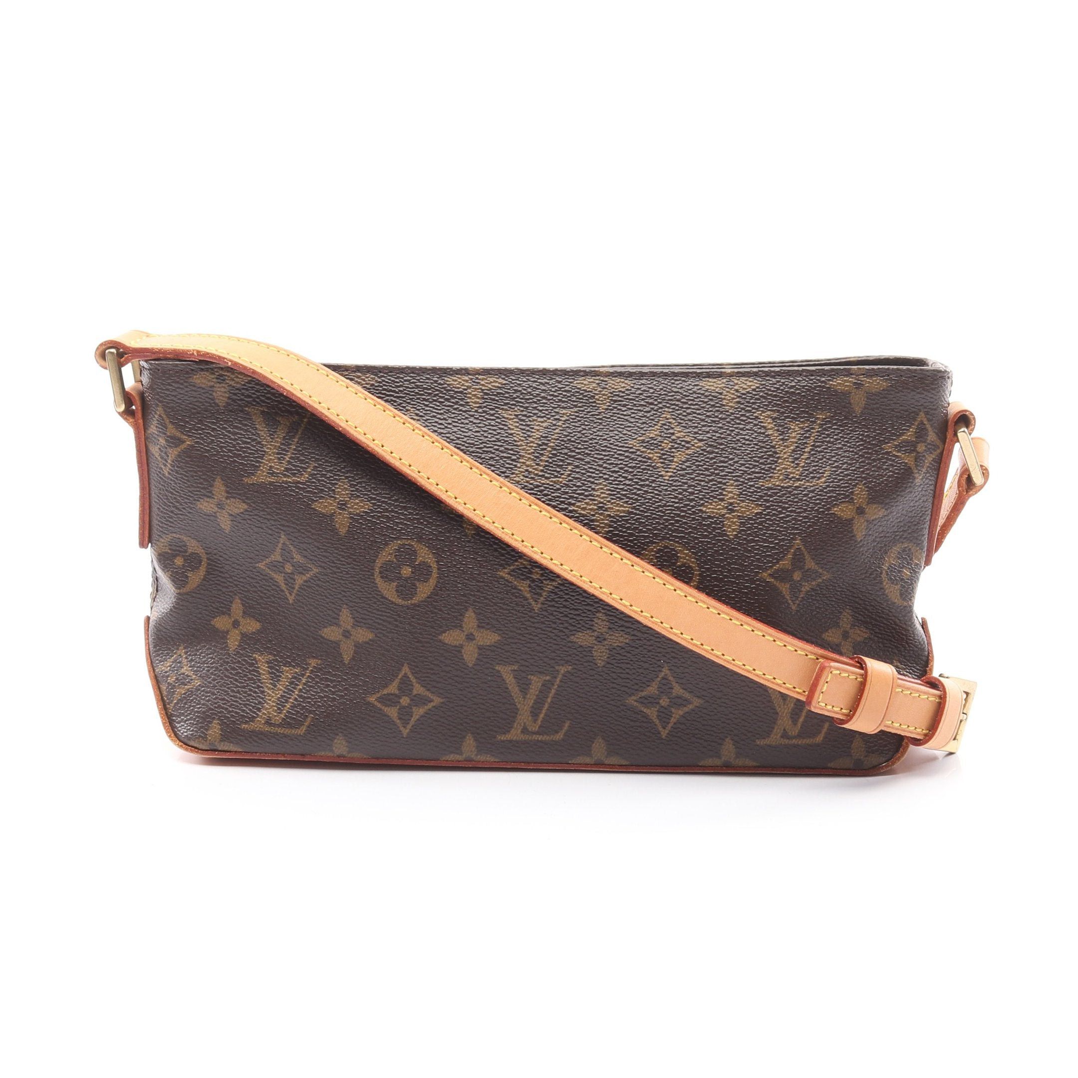 Louis Vuitton Louis Vuitton Trotteur Monogram Shoulder Bag Leather Brown Size ONE SIZE - 1 Thumbnail