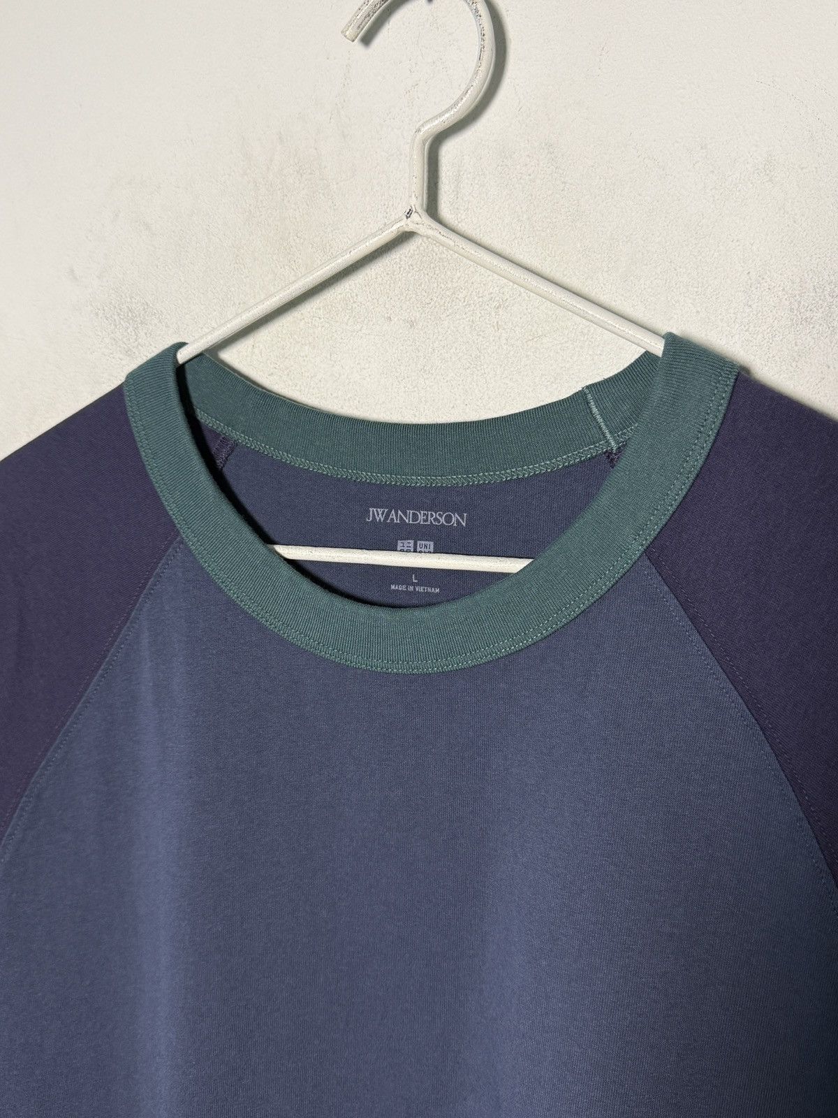 JW Anderson × Uniqlo JW Anderson raglan tee Size US L / EU 52-54 / 3 - 2 Thumbnail