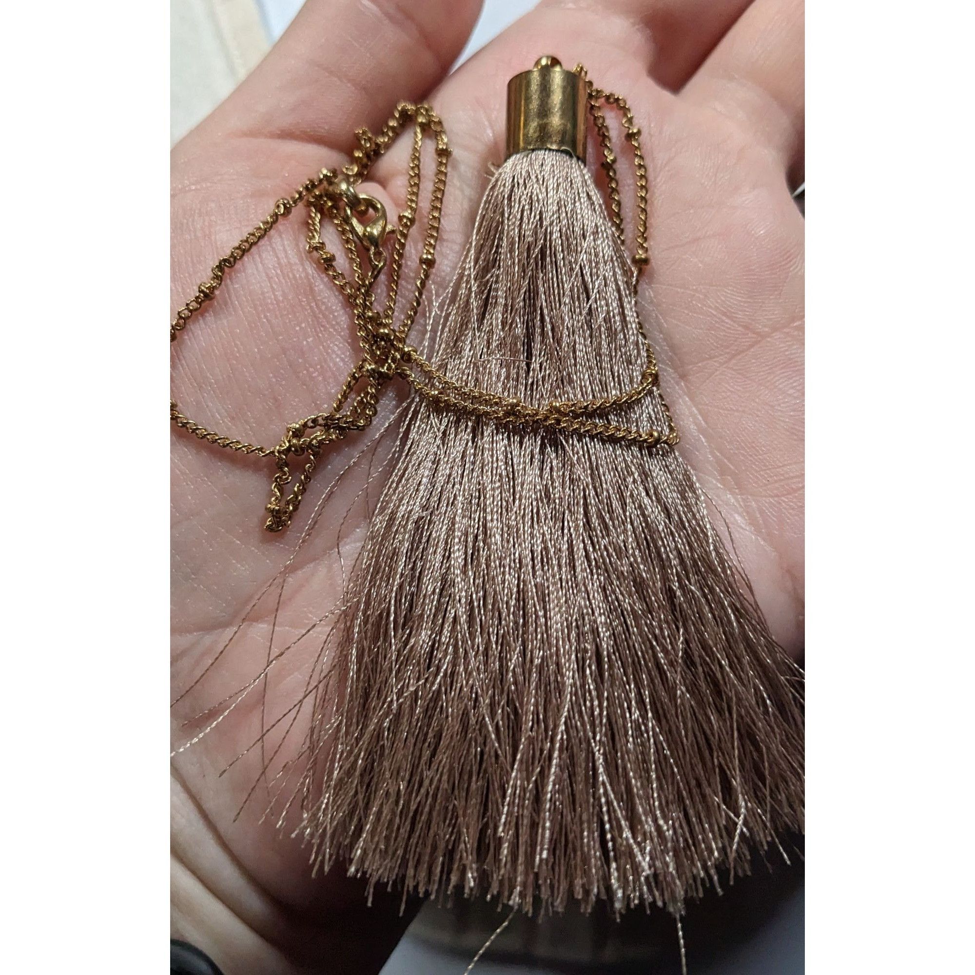 Other Bohemian Beige And Gold Tone Tassel Pendant Necklace Size ONE SIZE - 3 Thumbnail