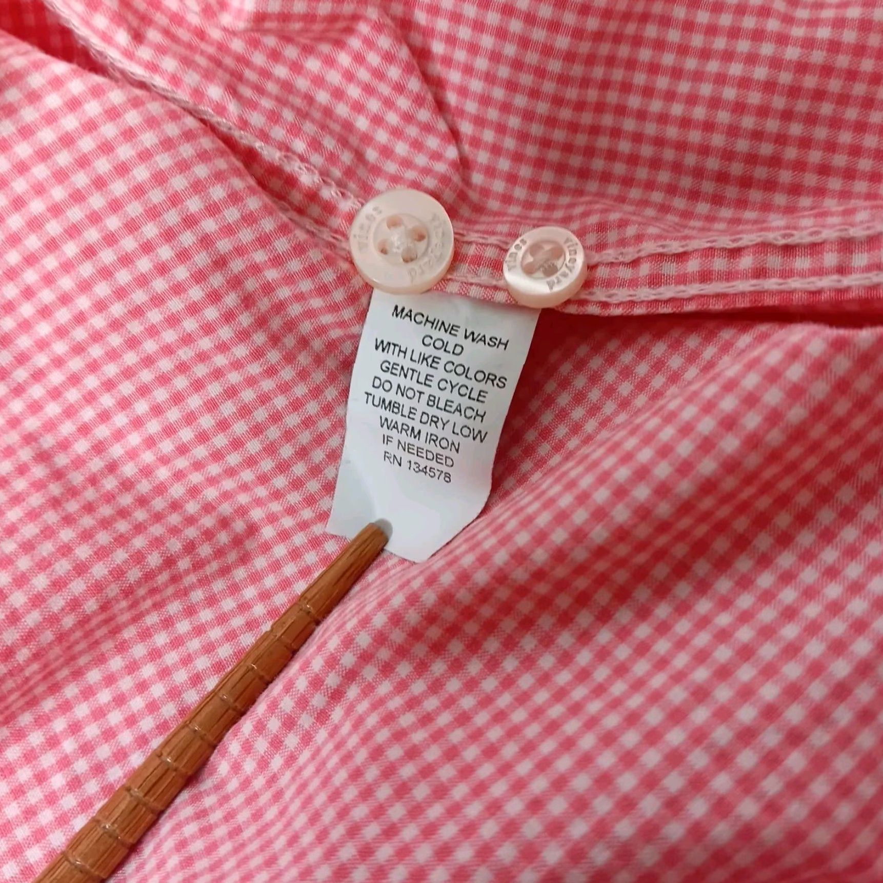 Vineyard Vines VINTAGE? Wait, this is Vineyard Vines Murray Shirt Men Medium Pink Gingham Check Button-Down Long Sleeve Size US M / EU 48-50 / 2 - 7 Thumbnail