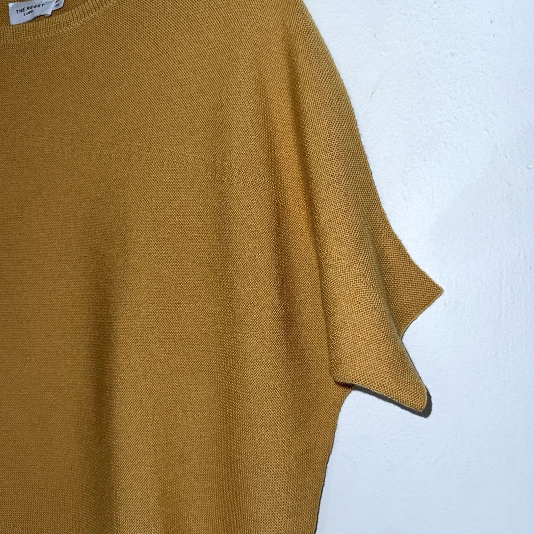 Vintage The Reset R Label Sweater Womens XS Mustard Yellow Wool Pullover Crew Neck Knit Pullover Wool Solid Short Sleeve 21” 22” Size XS / US 0-2 / IT 36-38 - 4 Thumbnail