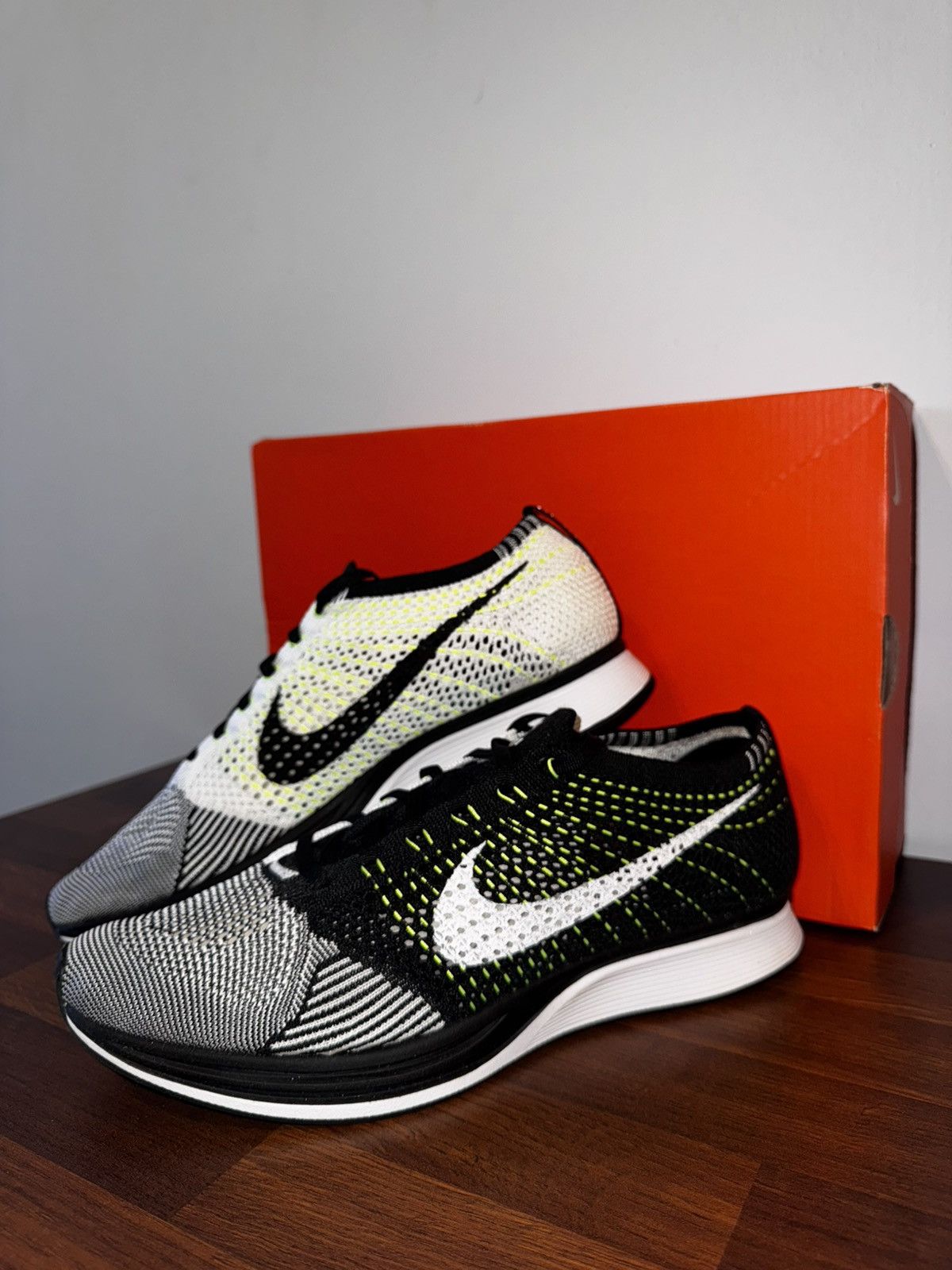Nike Nike Fly Racer Orca Volt 45 EU / 11 US–NEW– Authentic + Box Size US 11 / EU 44 - 3 Thumbnail