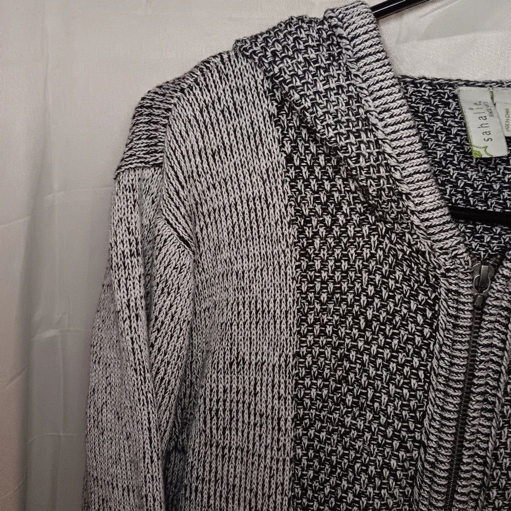 Sahara Club Sahalie, black/gray sweater jacket, womens Large, EUC Size L / US 10 / IT 46 - 4 Thumbnail