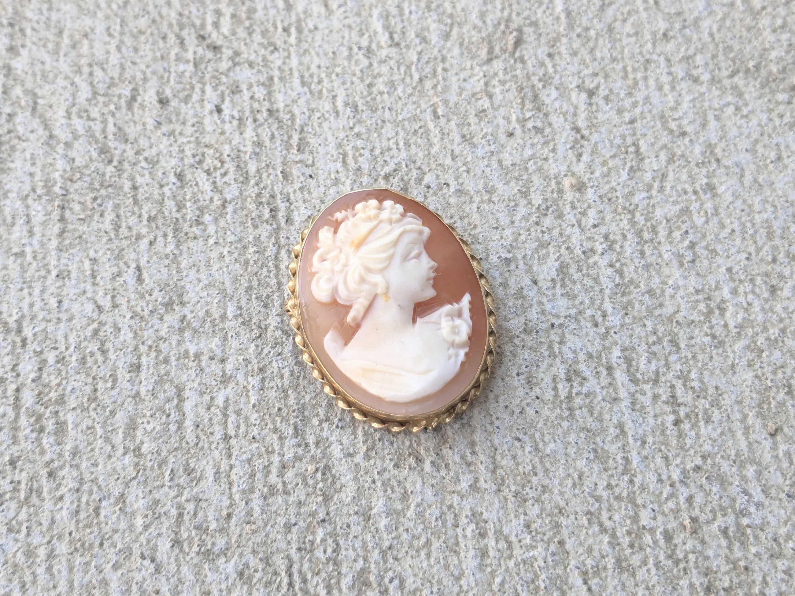 Jewelry 14k Gold Brooch Bust Cameo Antique Vintage Size ONE SIZE - 1 Thumbnail