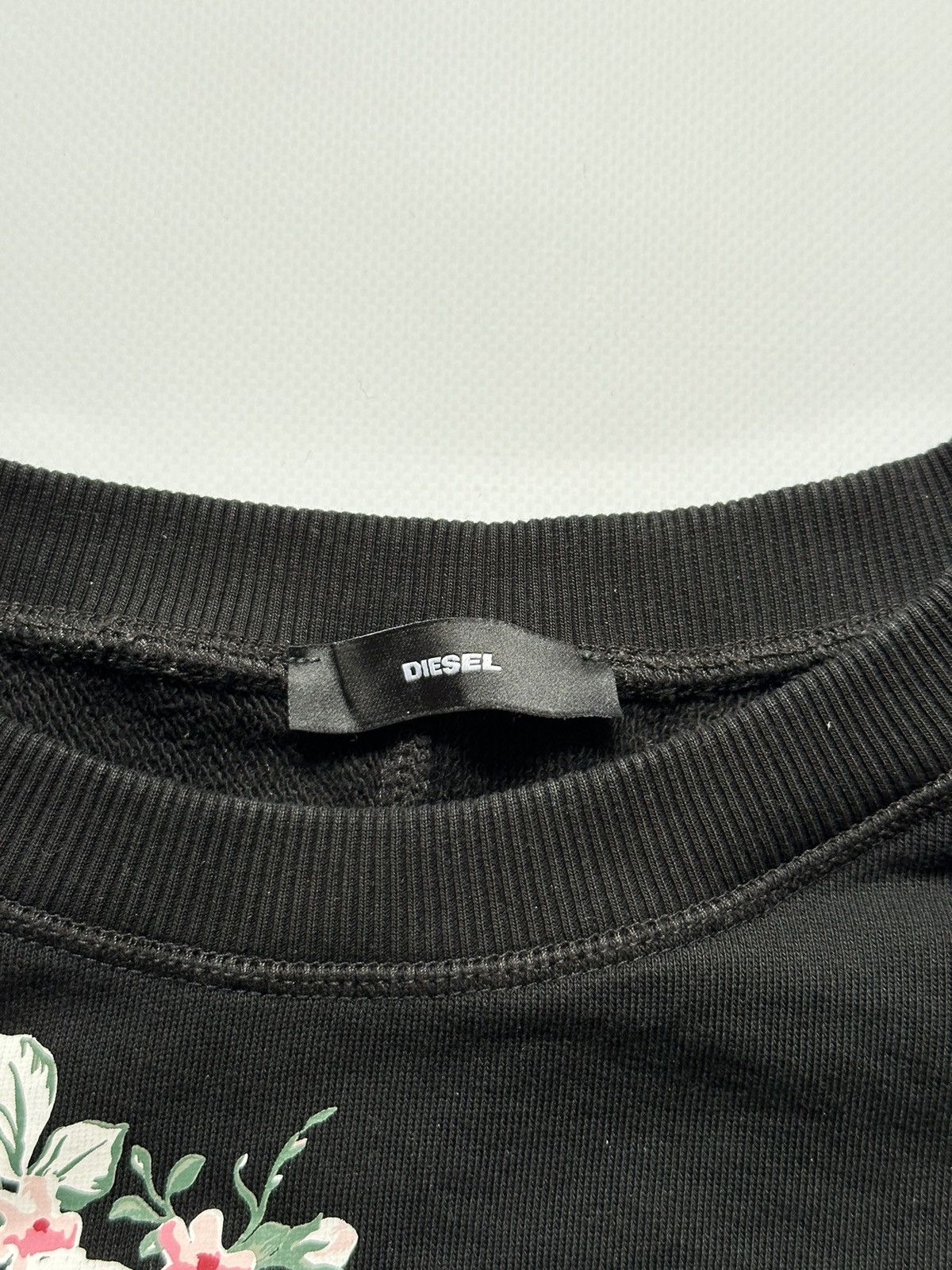 Other DIESEL Black Sweatshirt, Floral Motif, Size L Size L / US 10 / IT 46 - 4 Thumbnail