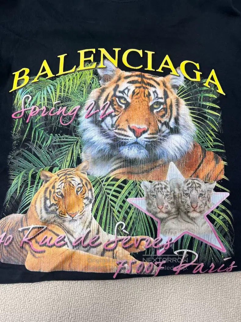 Balenciaga Balenciaga Tiger Head Jungle Tiger Pattern Letter Cartoon Size US S / EU 44-46 / 1 - 3 Thumbnail