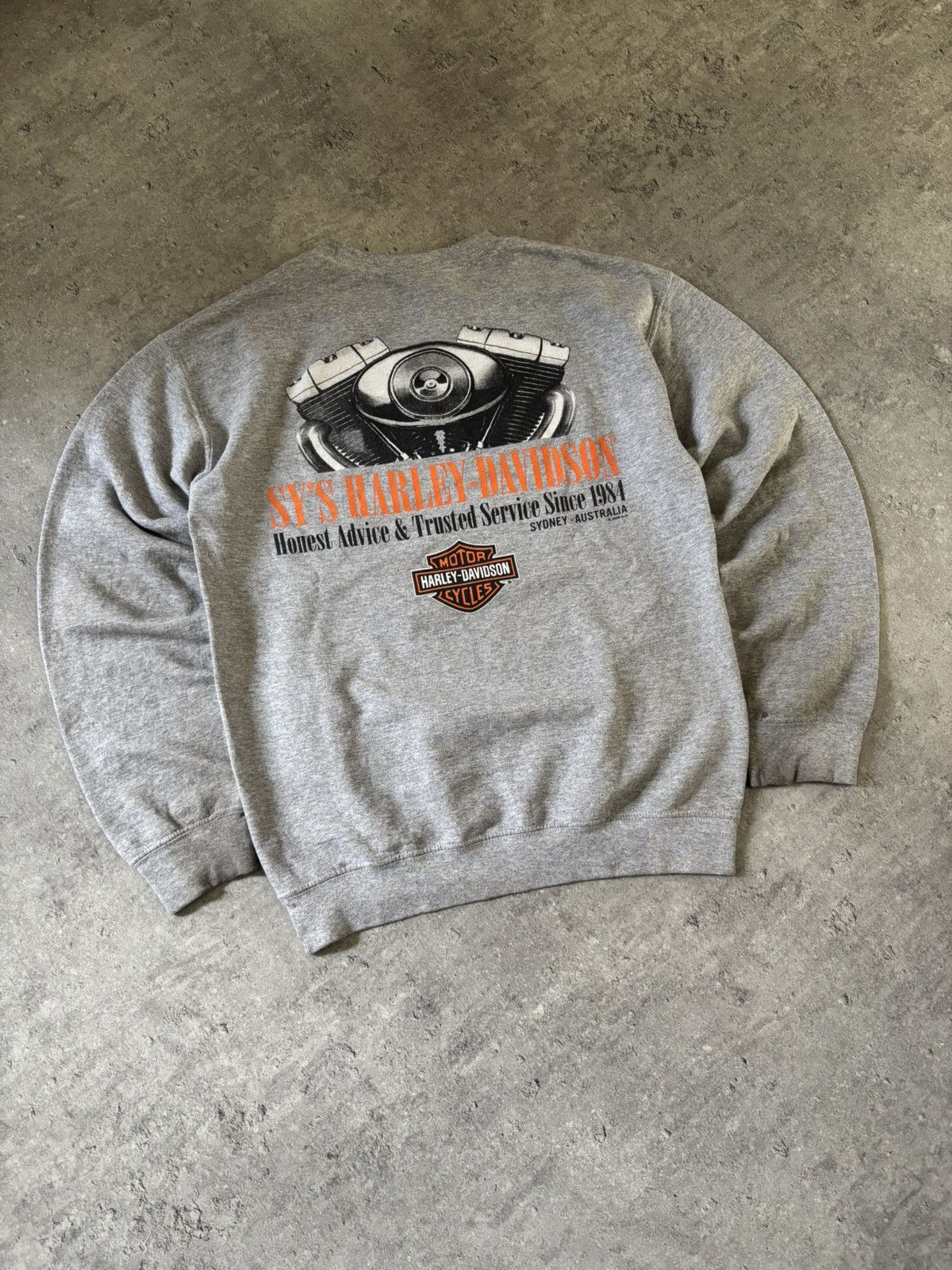 Harley Davidson Vintage Harley-Davidson Double Sided Crewneck Logo Engine Size US S / EU 44-46 / 1 - 1 Thumbnail