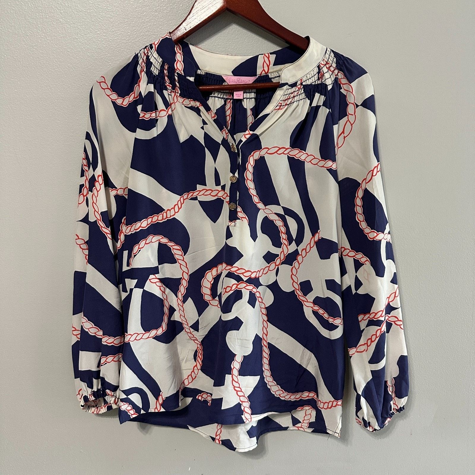 Lilly Pulitzer Lilly Pulitzer Elsa Silk Blouse Booze Cruise XS Navy Long Size XS / US 0-2 / IT 36-38 - 1 Thumbnail