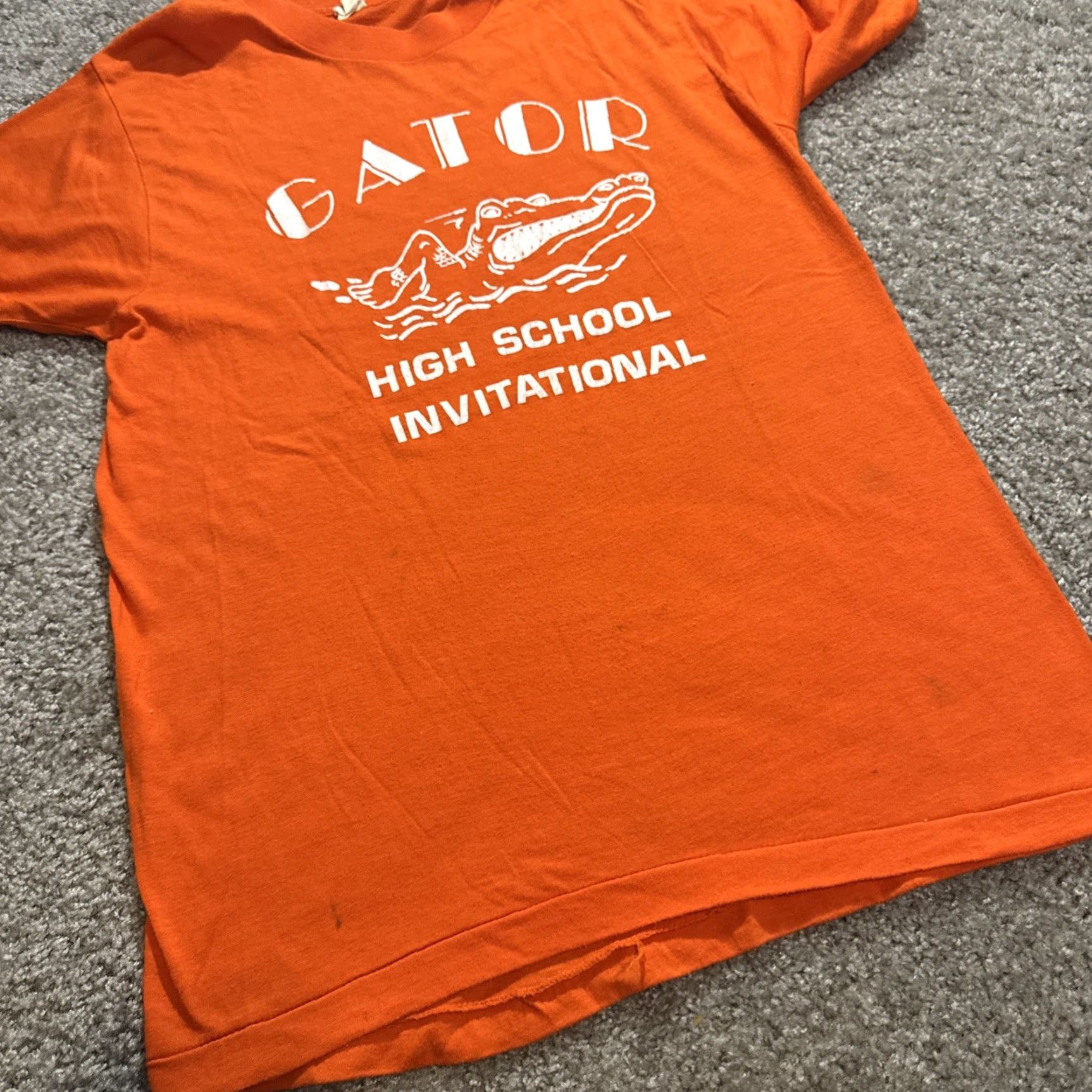 Vintage VINTAGE 80s Florida High School Swimming Gator Tournament Orange T-Shirt Large Size US L / EU 52-54 / 3 - 5 Thumbnail