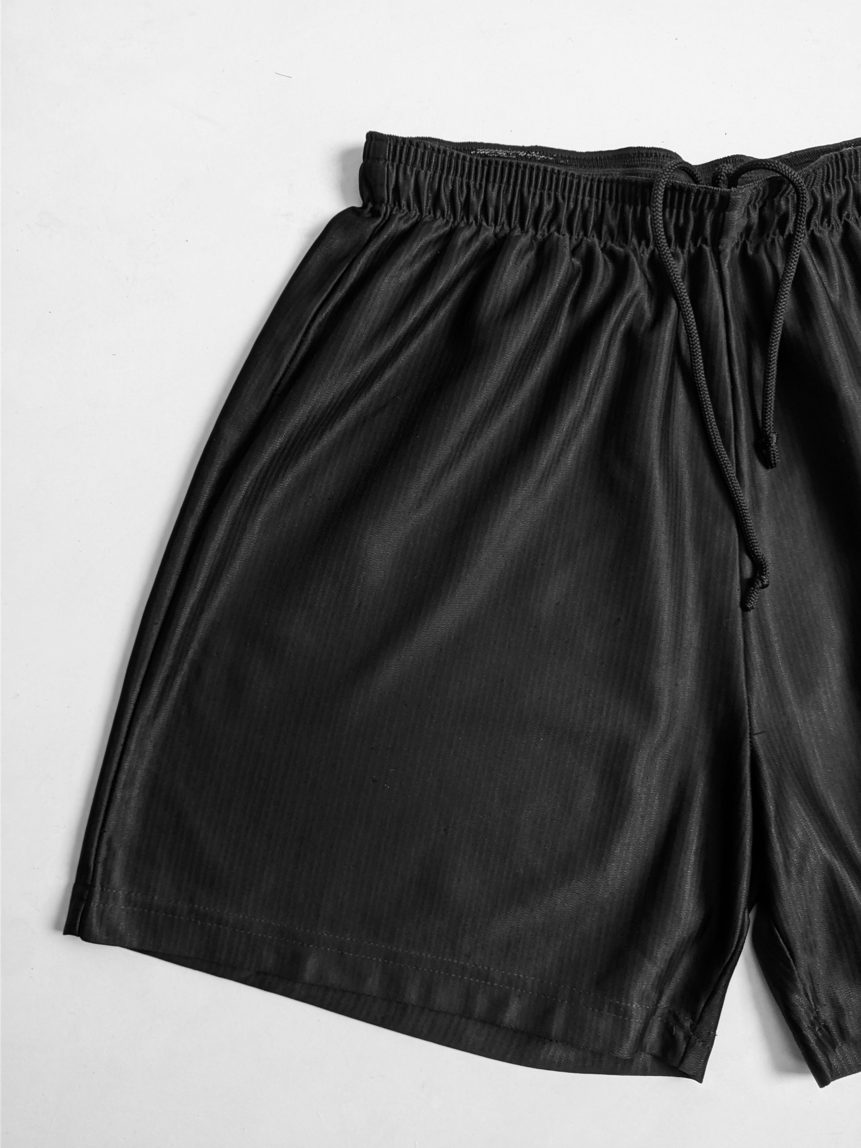Nike Nike vintage shorts swoosh 90s Size US 34 / EU 50 - 3 Thumbnail