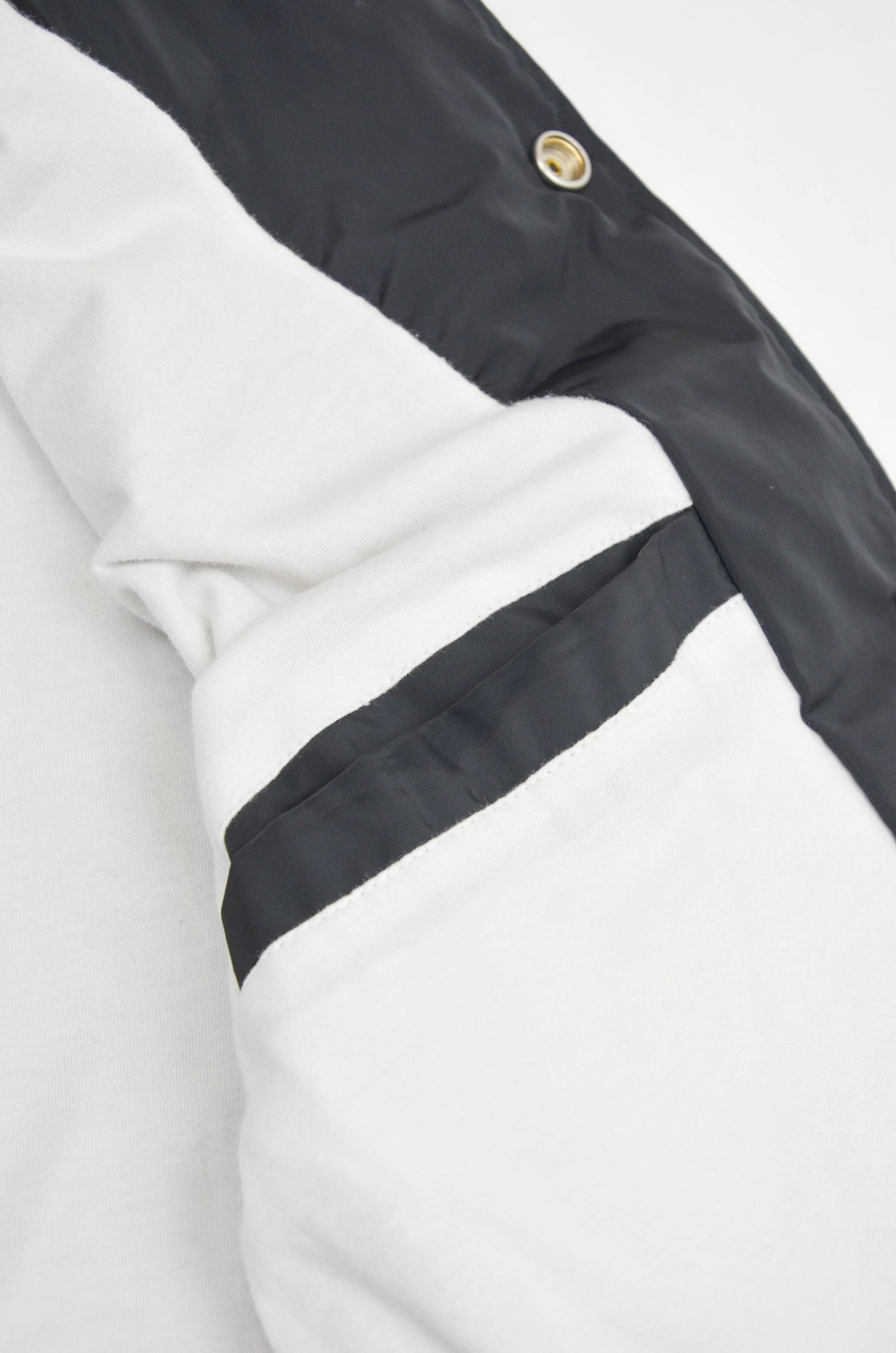 Supreme Supreme Black Coach Jacket Embroidered Logo – Size M Size US M / EU 48-50 / 2 - 15 Thumbnail