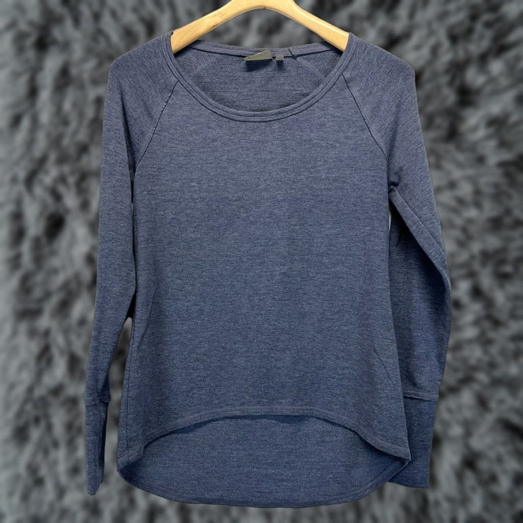 Athleta Athleta Sweatshirt Womens Blue XS Casual Size XS / US 0-2 / IT 36-38 - 1 Thumbnail