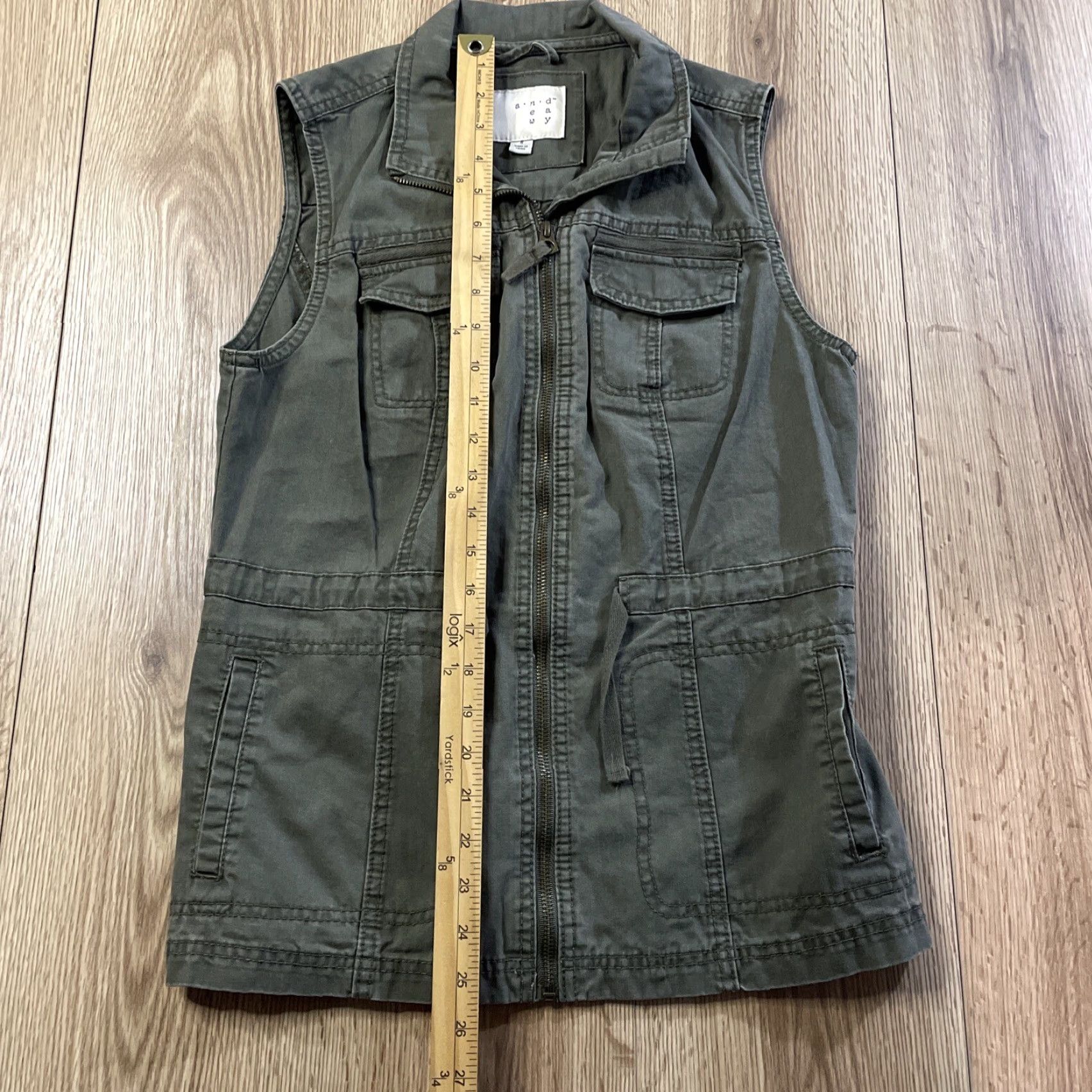 Vintage VINTAGE A New Day Women's Military Cargo Vest Zip Up Army Jacket Small Green Cotton 90s Casual Size S / US 4 / IT 40 - 3 Thumbnail