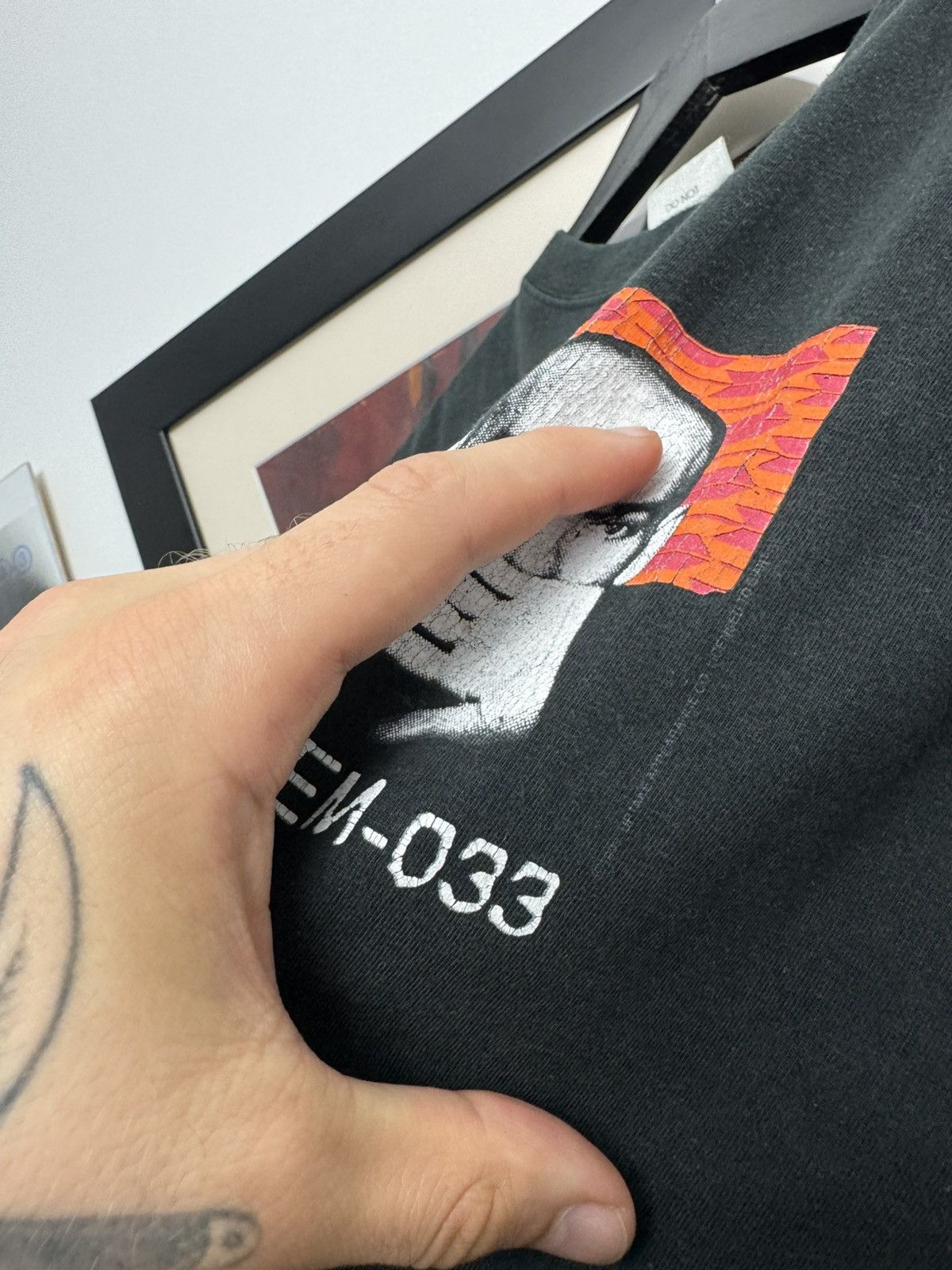 Band Tees VINTAGE 90s REM 033 R.E.M ROCK BAND 1999 OG TOUR TEE LICENSE Size US M / EU 48-50 / 2 - 6 Thumbnail