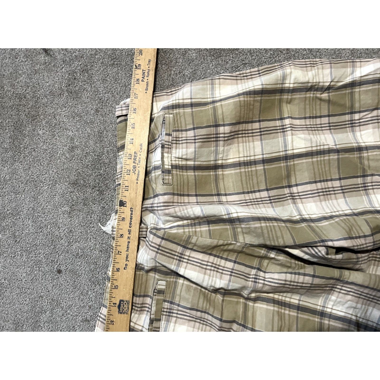 Lee LEE Women’s Golf Bermuda Shorts Plaid Gray Brown - 14 - Multicolor - Flat Front - High Rise - Pockets - Stretch - Cotton/Spandex - Machine Washable Size 36" / US 14 / IT 50 - 4 Thumbnail