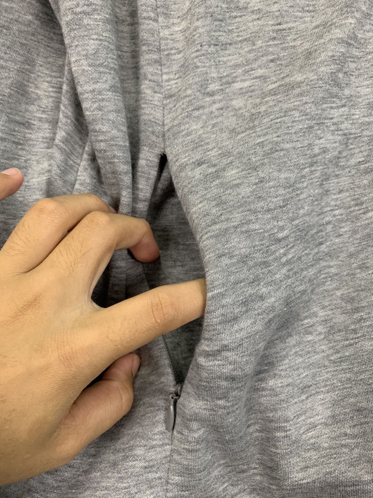 Burberry Burberry London Sweater Size US XS / EU 42 / 0 - 6 Thumbnail