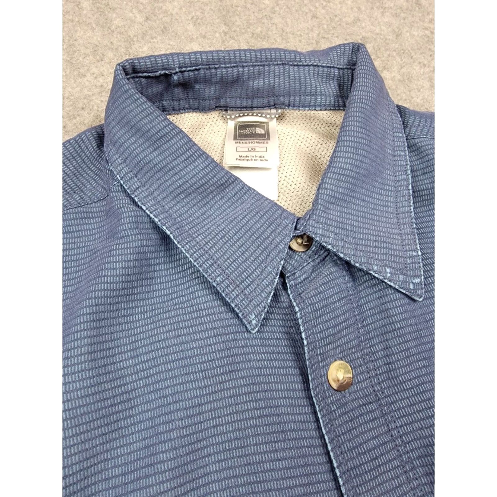 The North Face The North Face Shirt Mens Large Blue Short Sleeve Button Up Outdoor Casual Size US L / EU 52-54 / 3 - 2 Thumbnail
