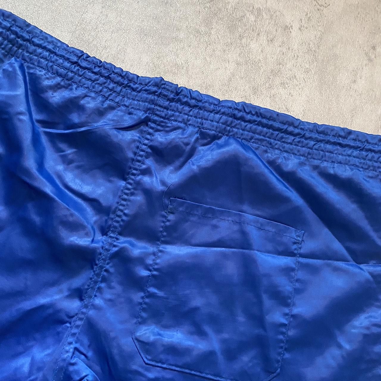 Adidas 80s Blue and white Adidas shorts adidas Sportswear Size US 32 / EU 48 - 6 Thumbnail
