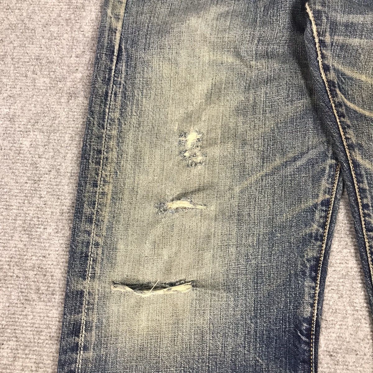 Levi's Vintage Clothing VINTAGE LEVIS 501 32X33 DISTRESSED DENIM PANTS Size US 32 / EU 48 - 6 Thumbnail