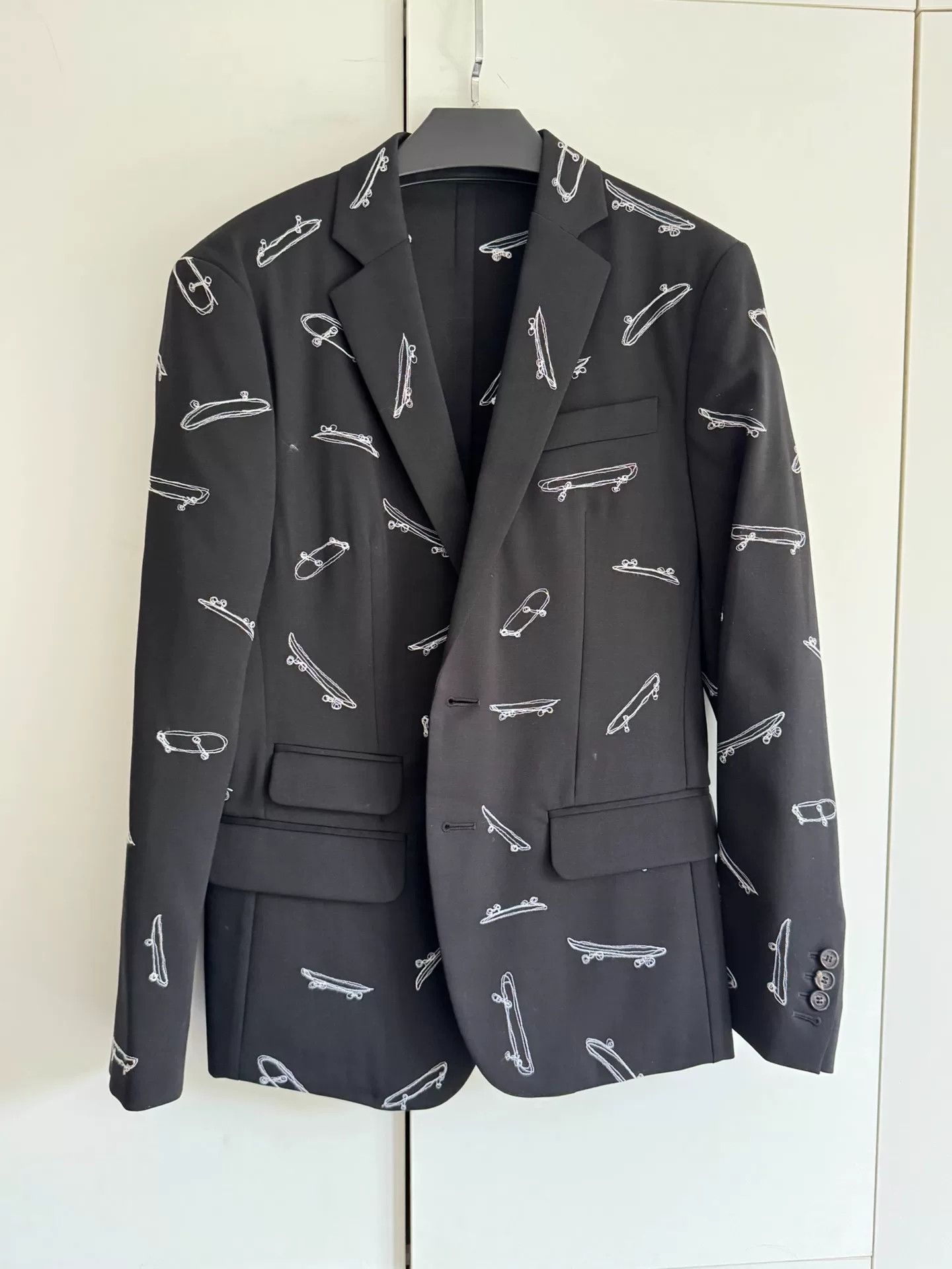 Dsquared2 Dsquared2 Black Skateboard Print Suit Jacket Size US S / EU 44-46 / 1 - 1 Thumbnail