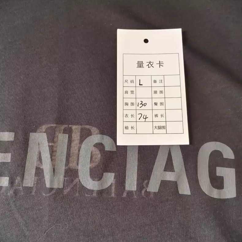 Balenciaga Balenciaga Hot Style Letter Logo Round Neck Short Sleeve T Size US L / EU 52-54 / 3 - 5 Thumbnail