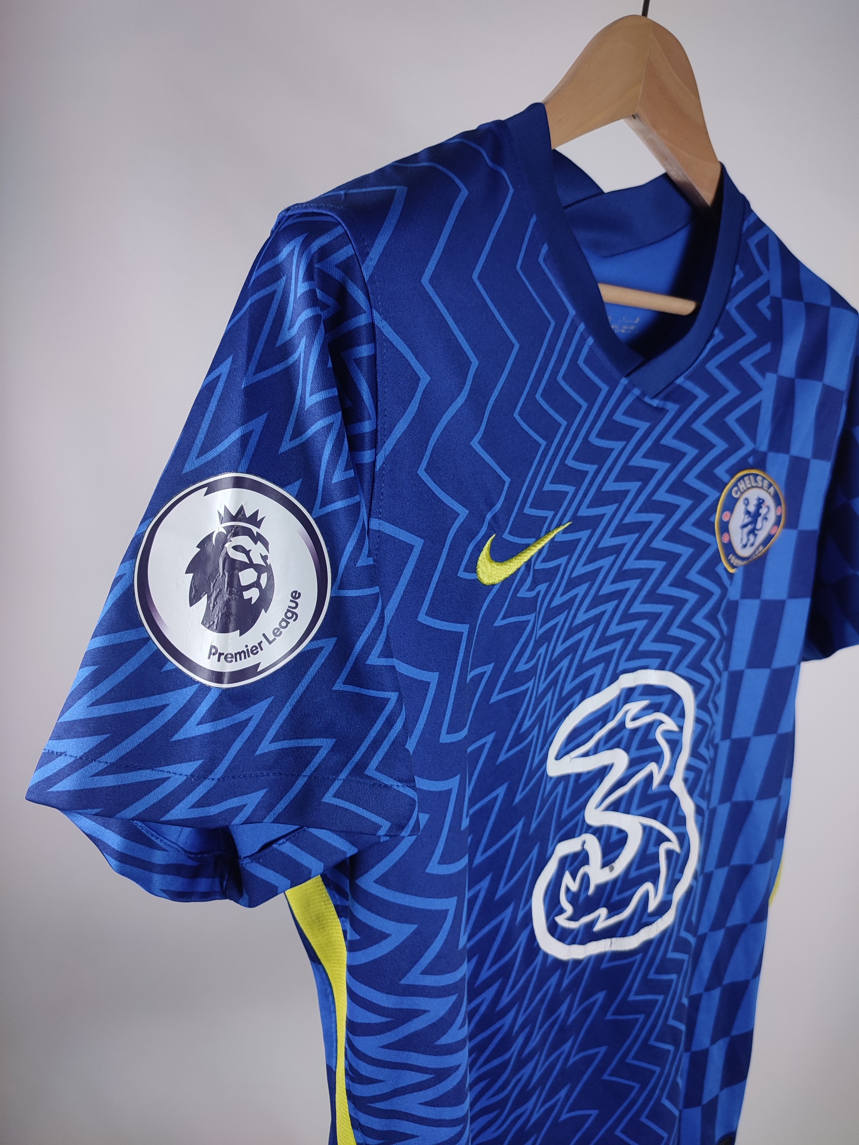 Chelsea Soccer Home Shirt Chelsea Soccer Jersey Size US L / EU 52-54 / 3 - 3 Thumbnail