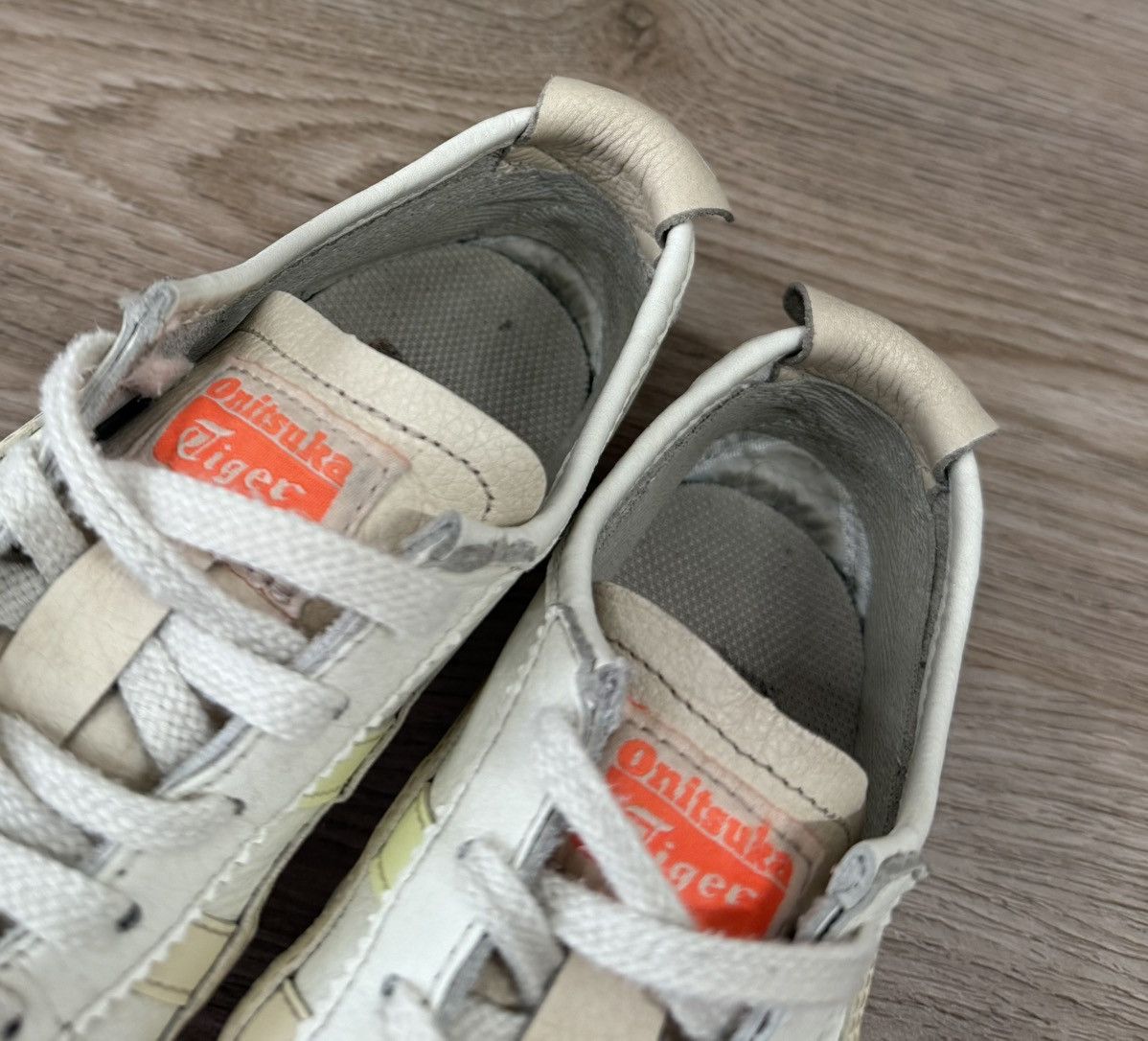 Asics Vintage Asics Onitsuka Tiger Leather Sneakers Size US 9 / IT 39 - 9 Thumbnail