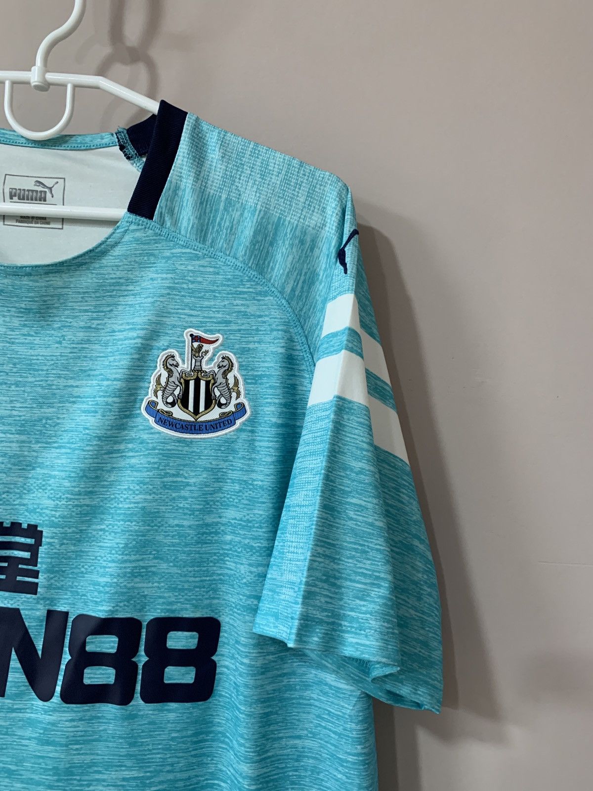 Puma Newcastle United 2018 2019 third puma soccer jersey football Size US XL / EU 56 / 4 - 4 Thumbnail