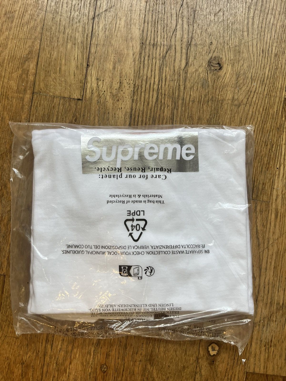 Supreme Supreme Chicago Box Logo Tee | Grailed