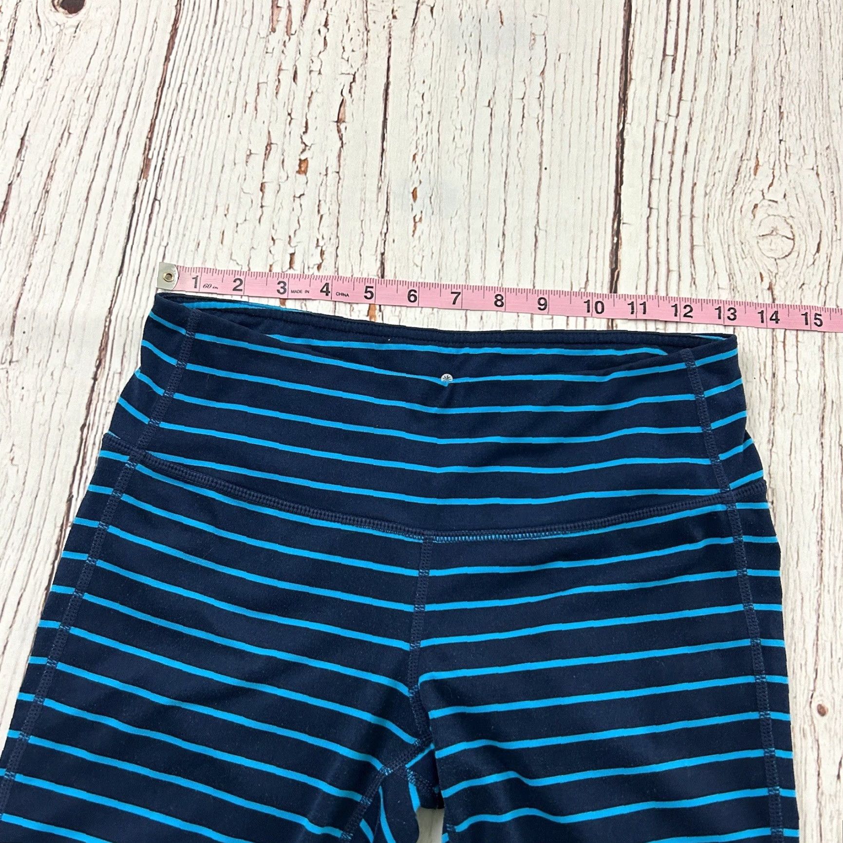Athleta Athleta Leggings Cropped Yoga Striped Blue Women S Small - Adults - Women - Yoga Performance Activewear Size 28" / US 6 / IT 42 - 4 Thumbnail