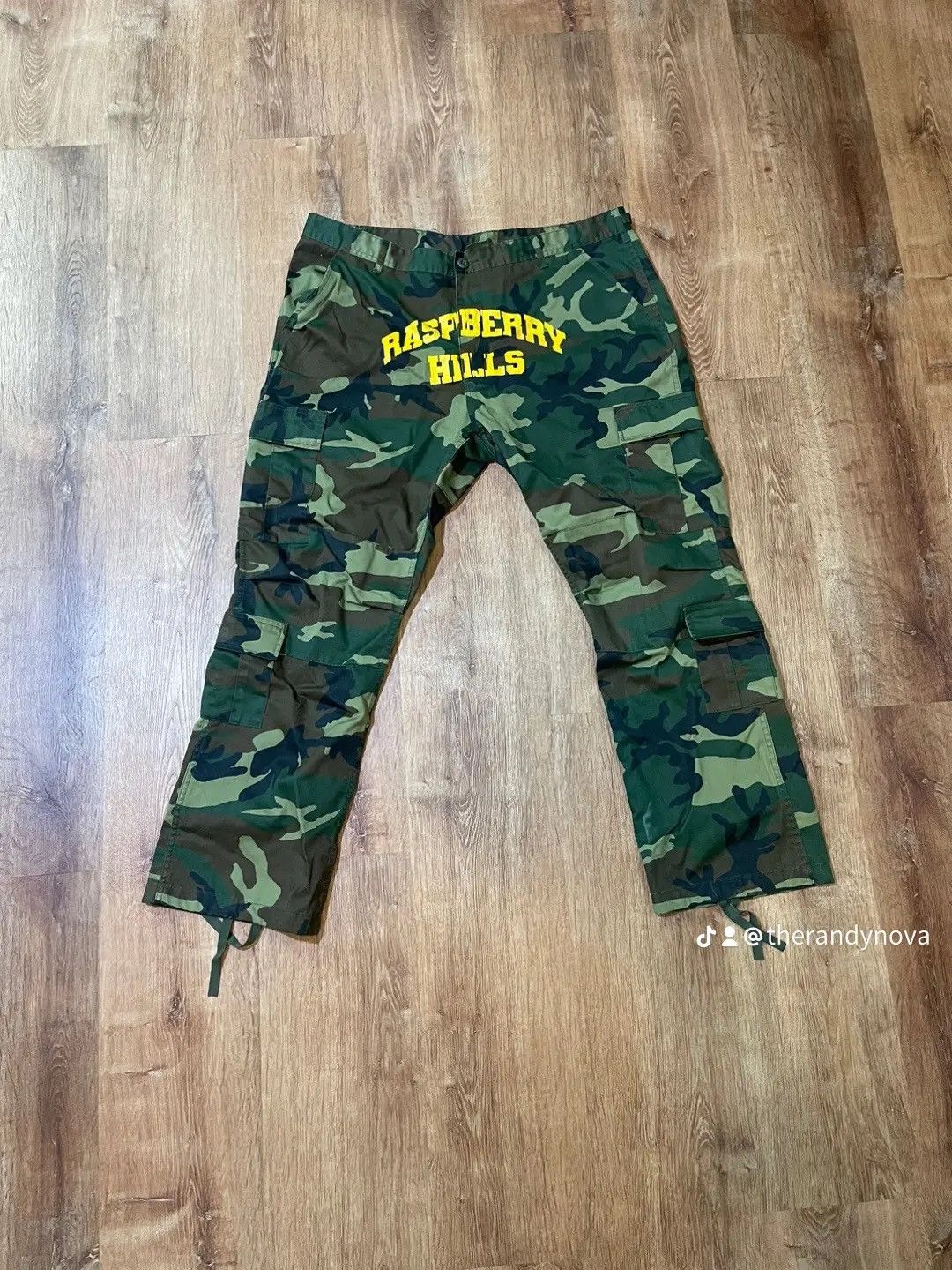Streetwear Raspberry hills camo pants GVGALLERY | Grailed