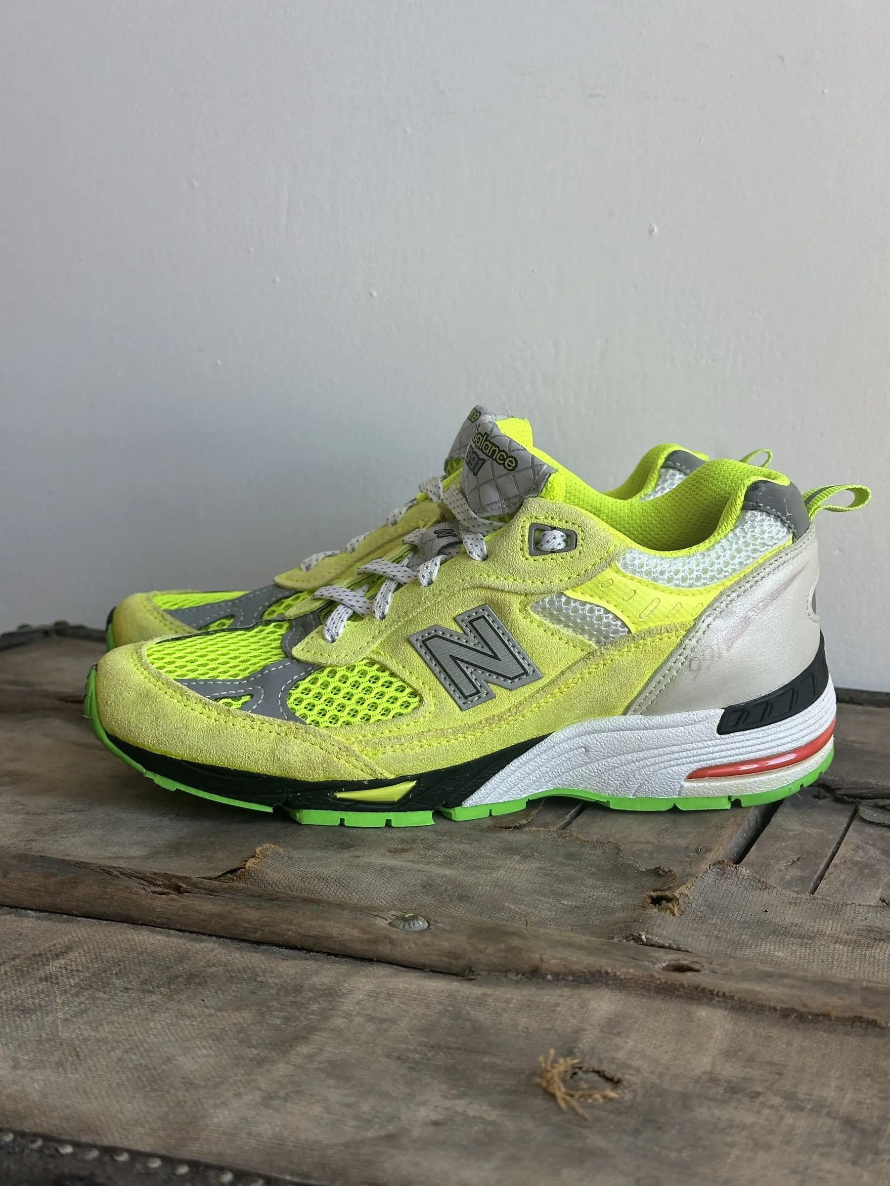 Balance Shoes New Balance X Aries Buy Aries X New Balance 327 'INVINCIBLE  II Black' MS327AIR