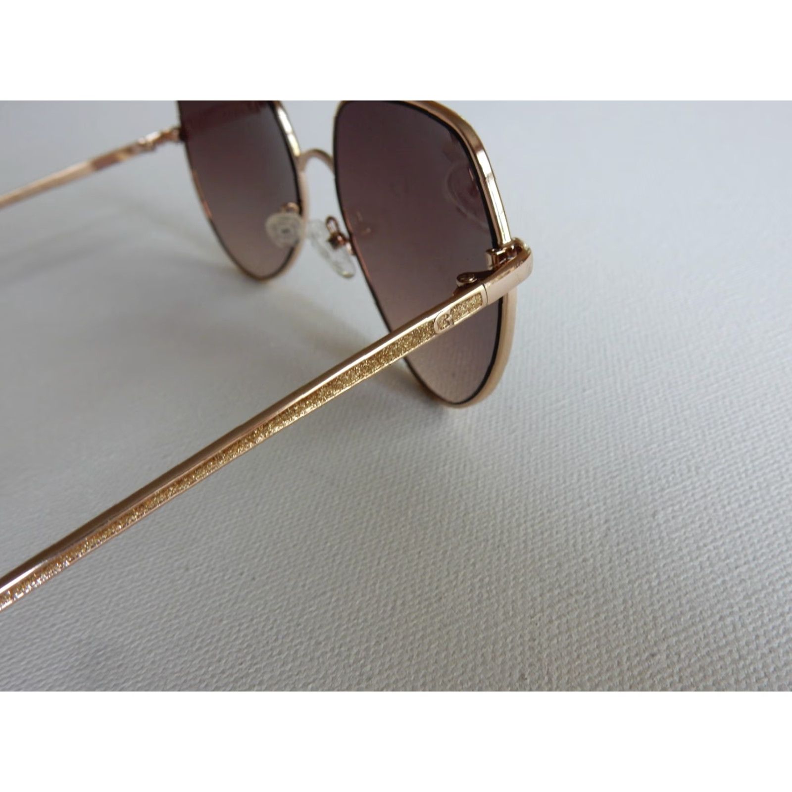 Guess GUESS Women Aviator Sunglasses 58x15mm Gold Glitter 2010s Accessories Size ONE SIZE - 4 Thumbnail