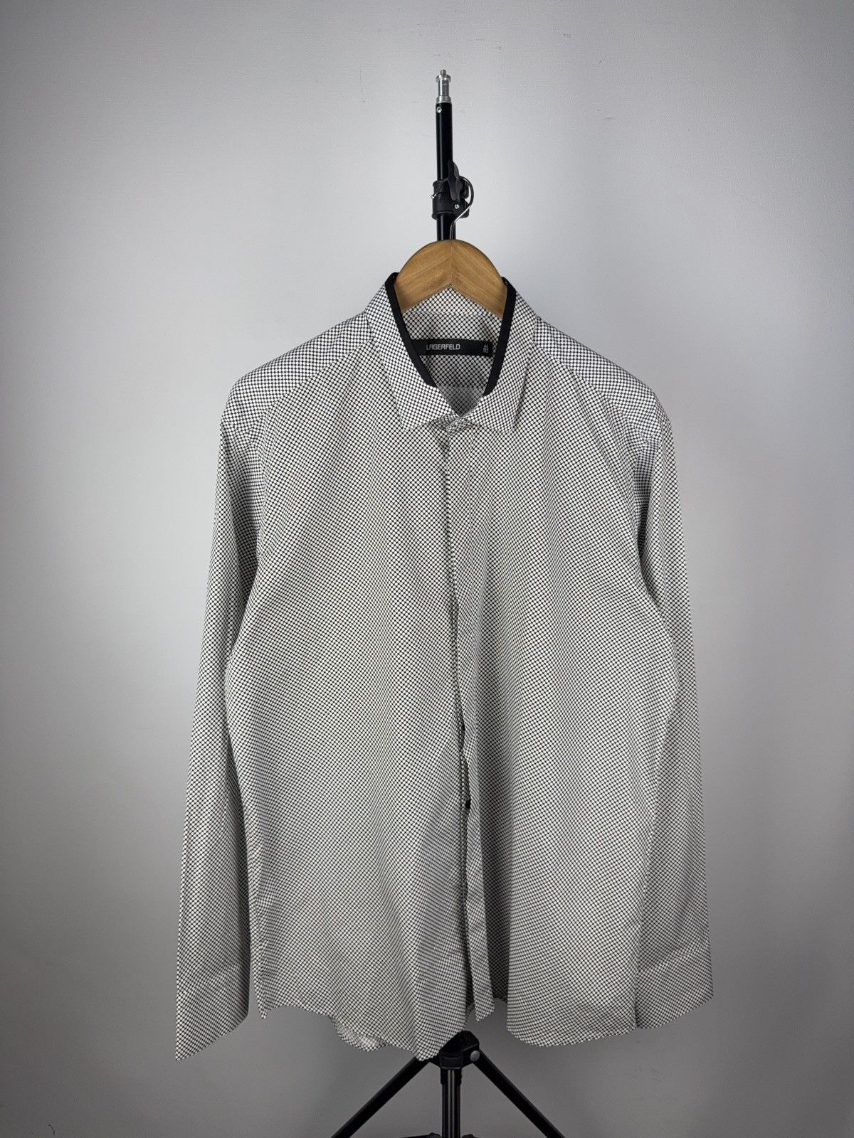 Karl Lagerfeld Luxury Designer 00s Karl Lagerfeld Dot pattern shirt Size US XL / EU 56 / 4 - 1 Thumbnail