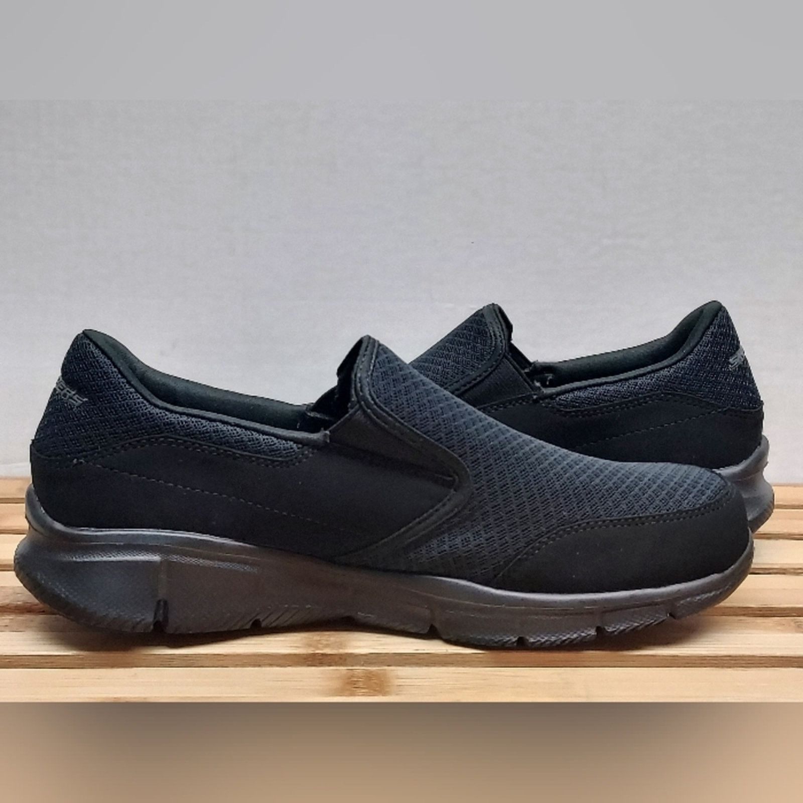 SKECHERS Skechers Mens Black Equalizer RelaxedFit SlipOn Shoes Size 7 Size US 7 / EU 40 - 10 Thumbnail