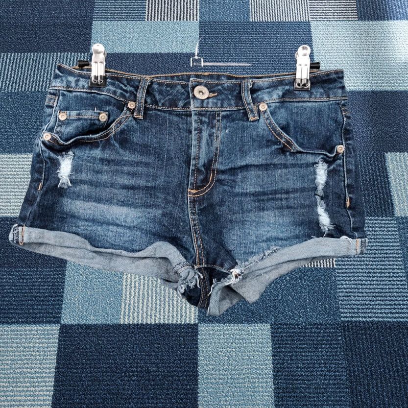 Denime Highway Shorts Womens 7/8 Blue Hot Pants Mid Rise Cuffed Stone Wash Denim Size 27" / US 4 / IT 40 - 1 Thumbnail