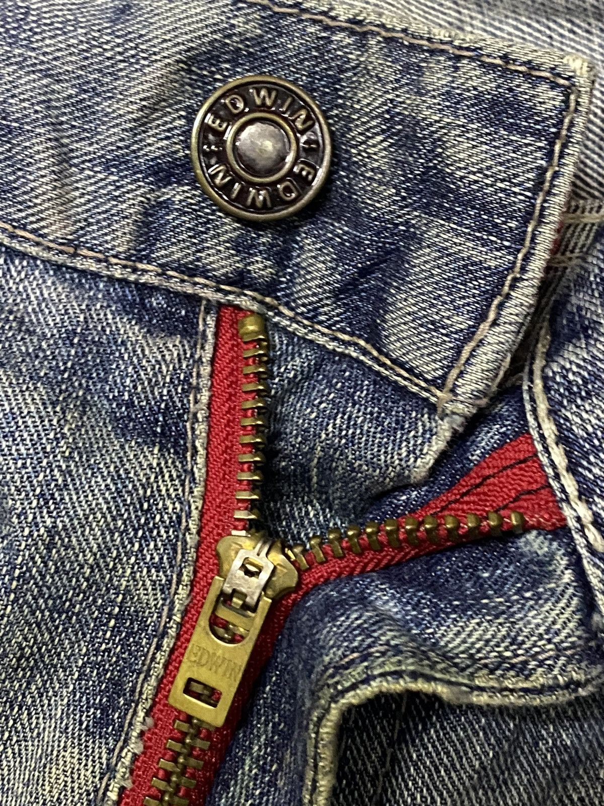 Japanese Brand Vintage Japanese Brands Blue Wash Distressed Loose Jeans Size US 33 - 10 Thumbnail