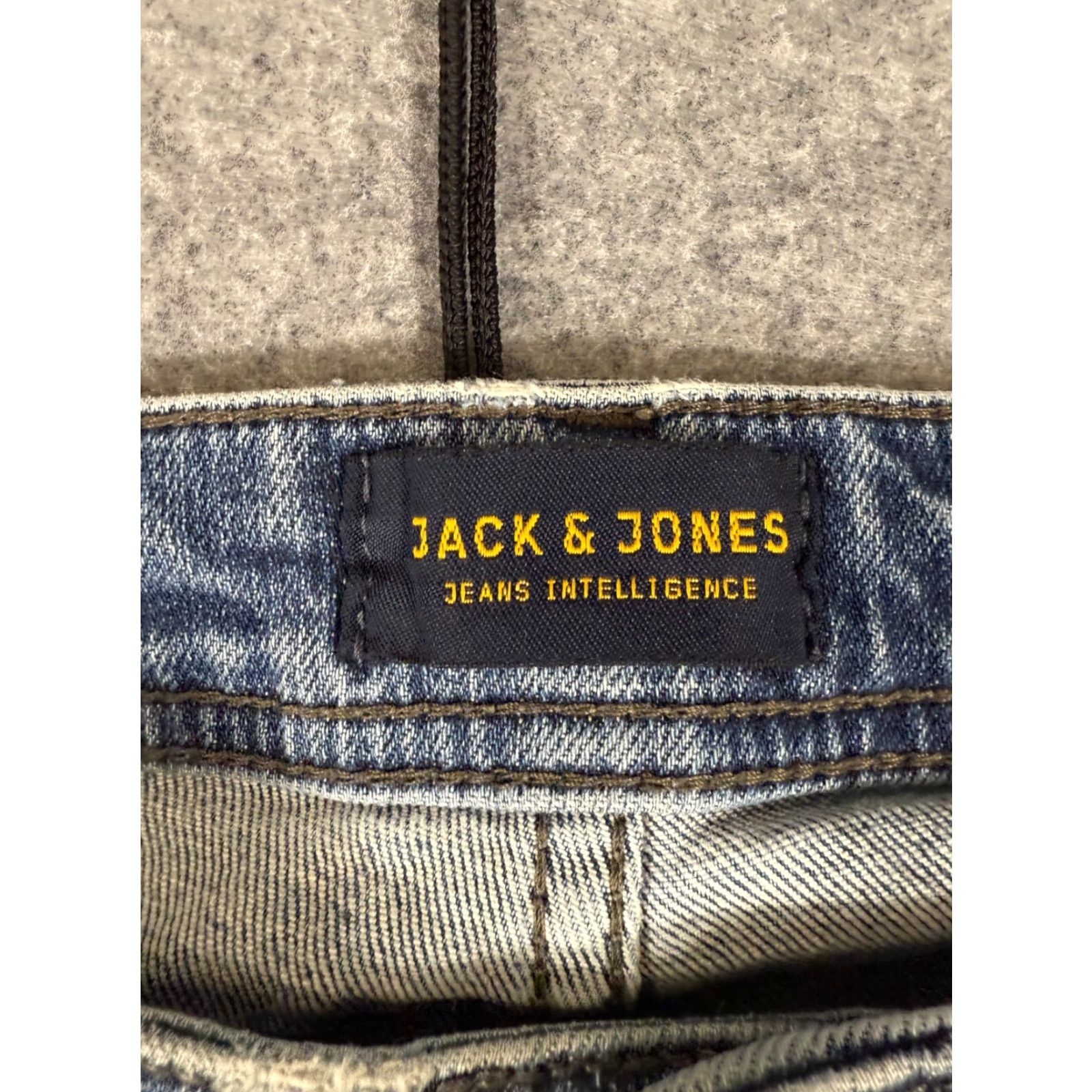 Jack & Jones Jack & Jones Jeans Mens 33/32 Blue Denim Slim Glenn Fit Button Fly Whisker Pockets Jeans Size US 33 - 6 Thumbnail