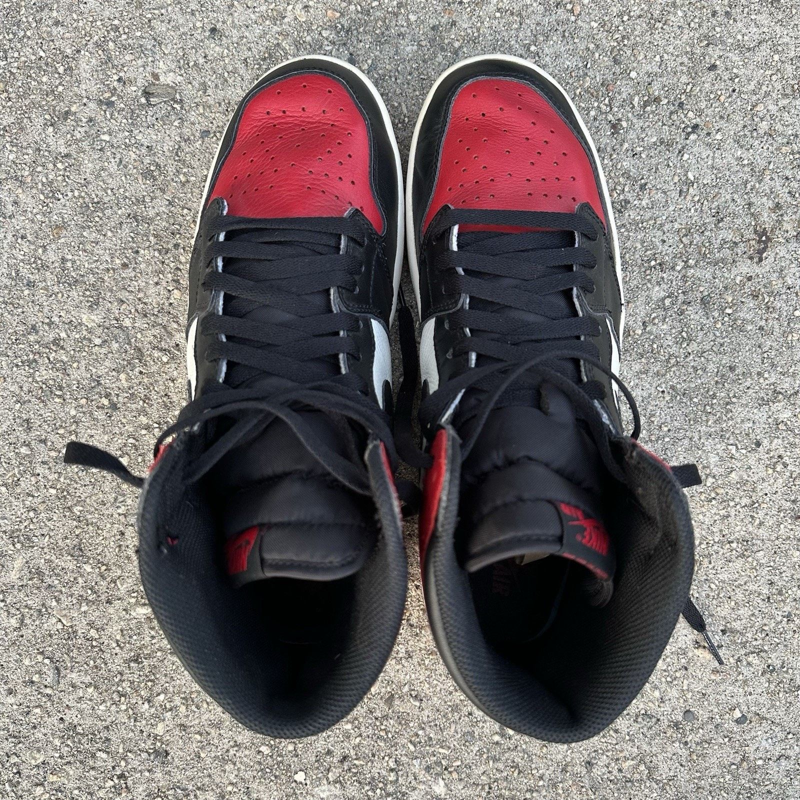 Jordan Brand × Nike Nike Air Jordan 1 Retro High OG ‘Bred Toe’ 2018 Shoes Size US 11 / EU 44 - 8 Thumbnail