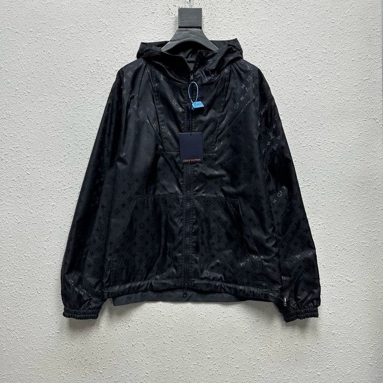 Louis Vuitton Louis Vuitton Black and blue pin printed double-sided assau Size US M / EU 48-50 / 2 - 2 Thumbnail