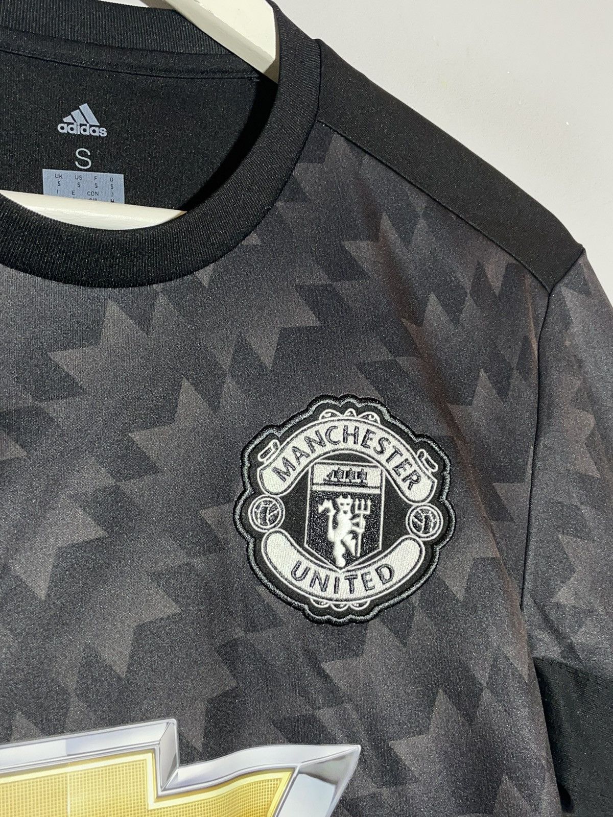 Adidas Manchester United Adidas 2017/18 Away Football Shirt Size US S / EU 44-46 / 1 - 5 Thumbnail