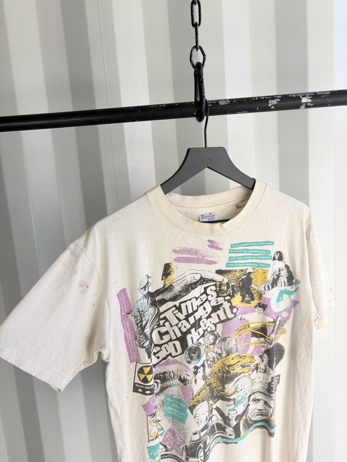 Vintage Thrashed Jesus Times Change God Doesnt Epistles Shirt GRUNGE Size US L / EU 52-54 / 3 - 4 Thumbnail