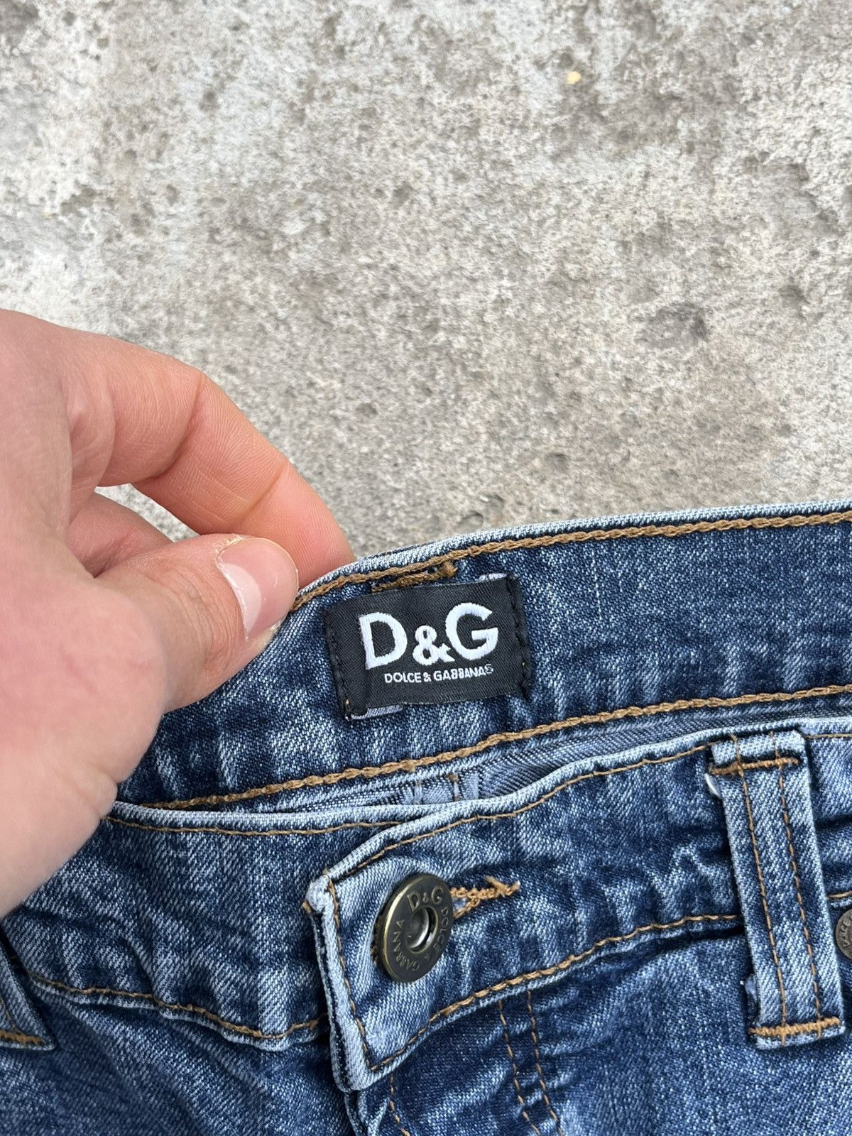 Dolce & Gabbana × Japanese Brand D&G Vintage Dolce & Gabbana Distressed Denim Straight Jeans Size US 32 / EU 48 - 14 Thumbnail