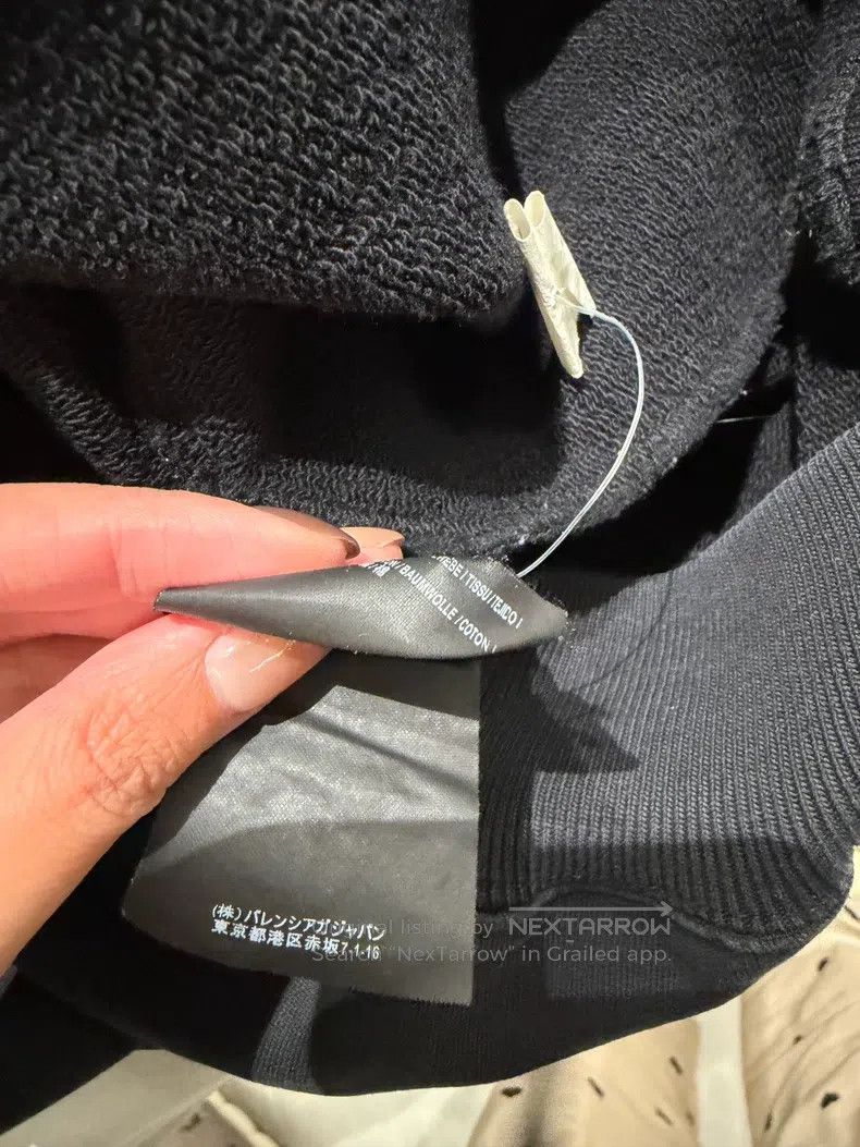 Balenciaga Balenciaga Back letter hoodie Size US S / EU 44-46 / 1 - 5 Thumbnail