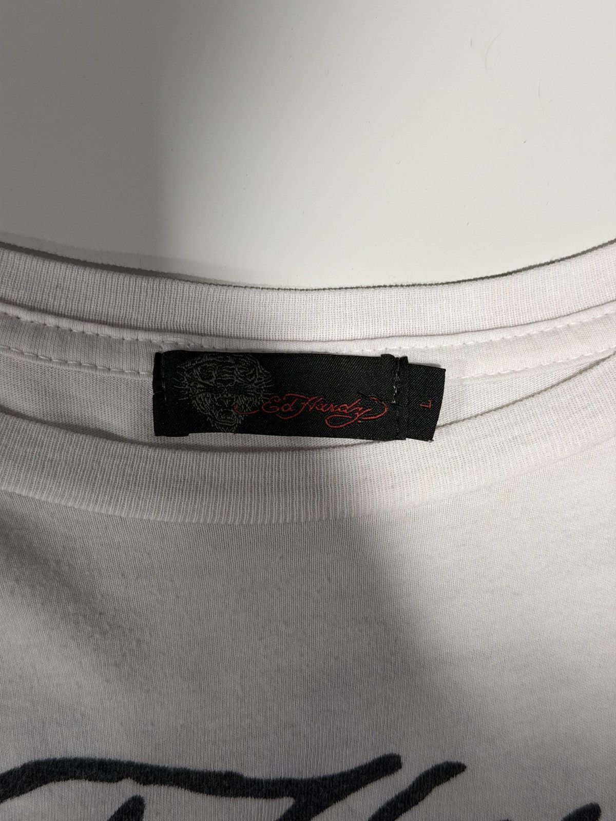 Ed Hardy 2000s Y2K Vintage Ed Hardy Cropped Soft Grunge Tee L Size US L / EU 52-54 / 3 - 11 Thumbnail