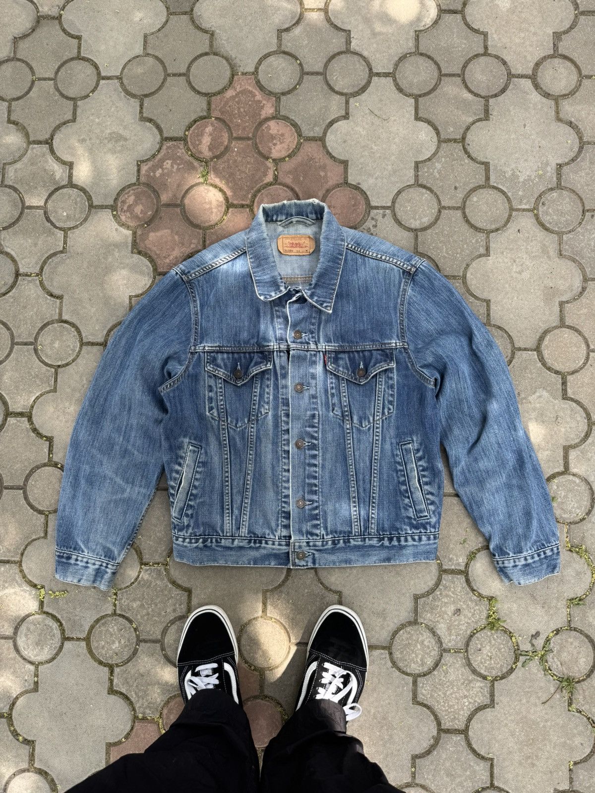 Levi's × Levi's Vintage Clothing × Vintage Vintage 90s Levi’s Denim Truck Jacket USA Size US M / EU 48-50 / 2 - 1 Thumbnail